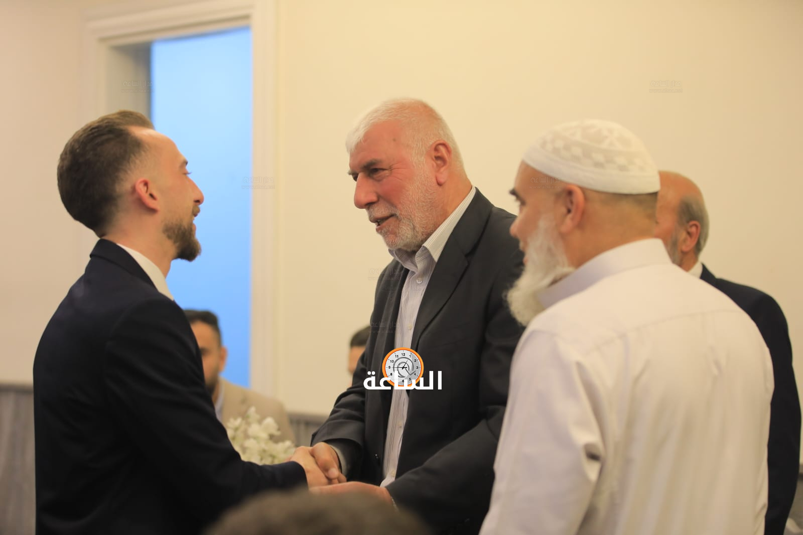 Madar Al-Saa Images 0.8864684035655205