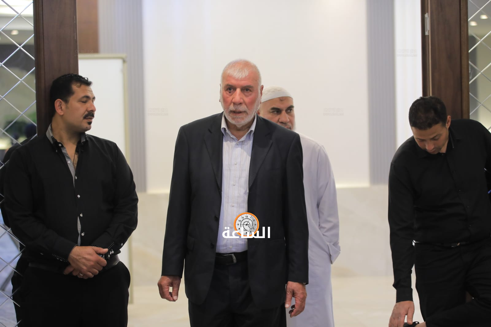 Madar Al-Saa Images 0.38383224199577415