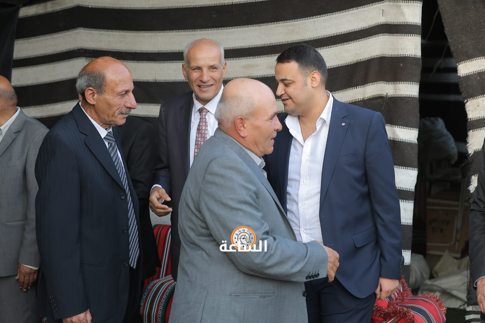 Madar Al-Saa Images 0.44444247449910923
