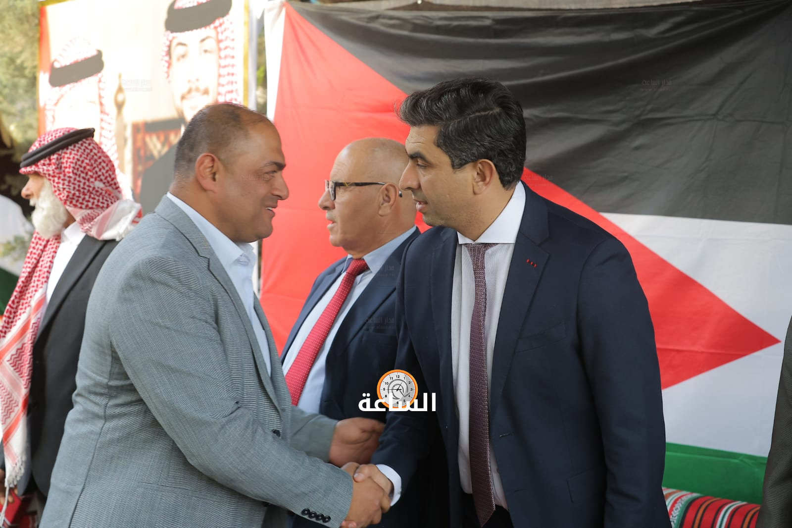 Madar Al-Saa Images 0.9210870551687977