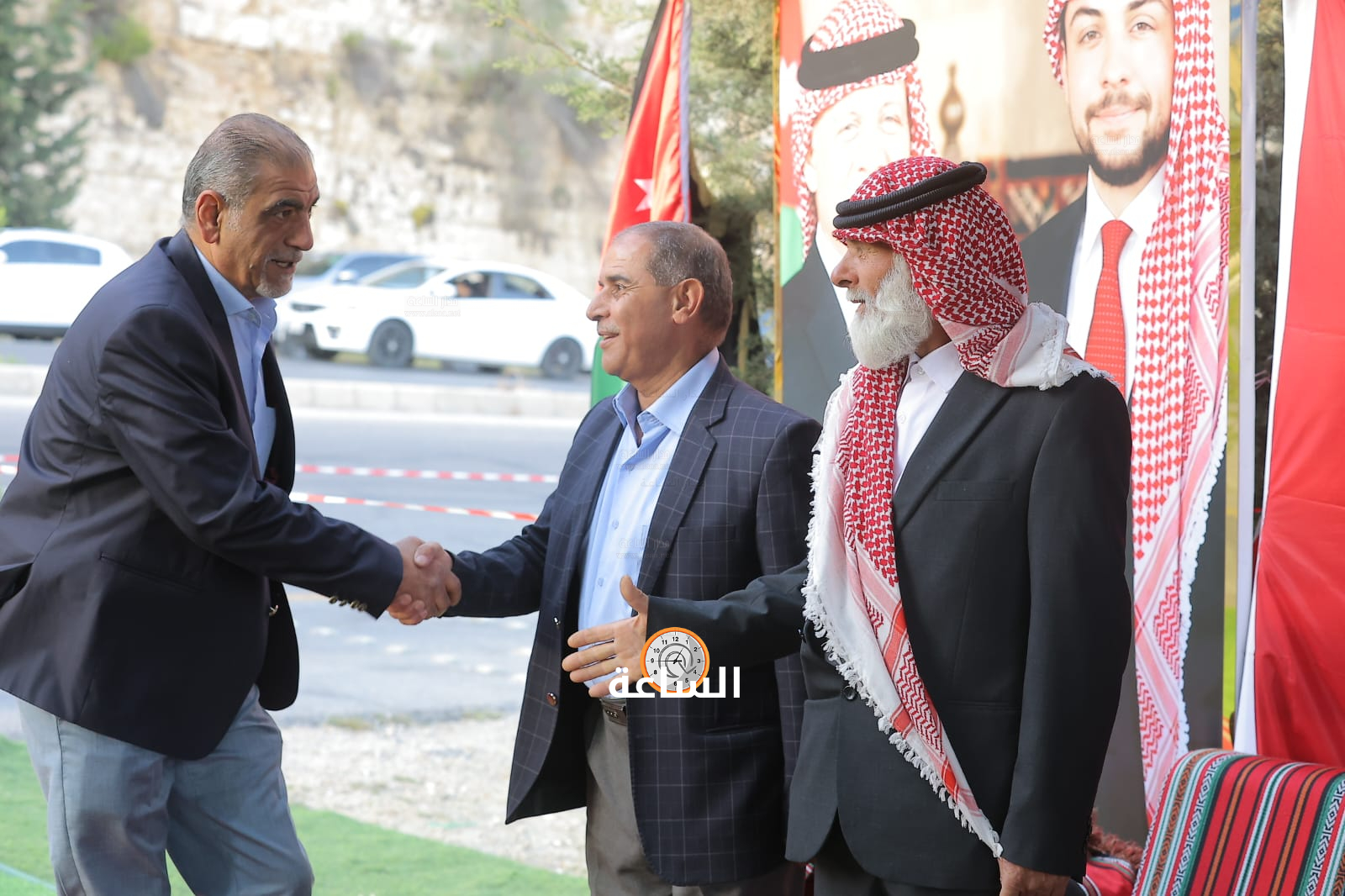 Madar Al-Saa Images 0.04111620993842058