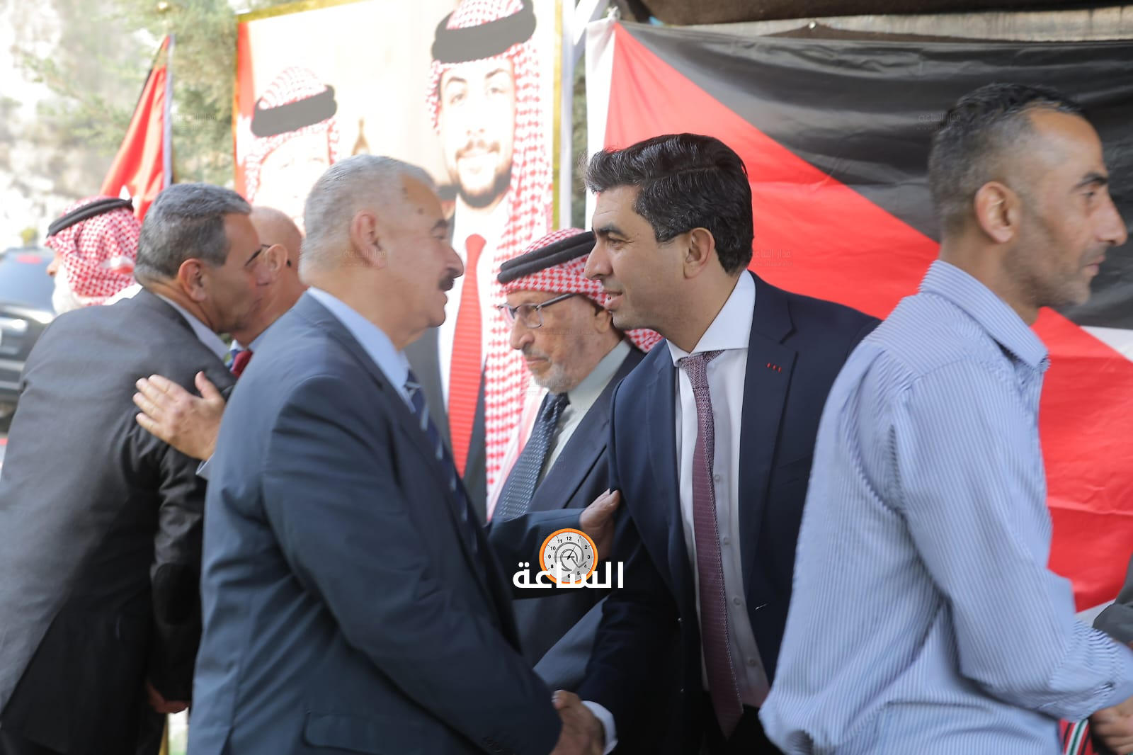 Madar Al-Saa Images 0.09109957904125277