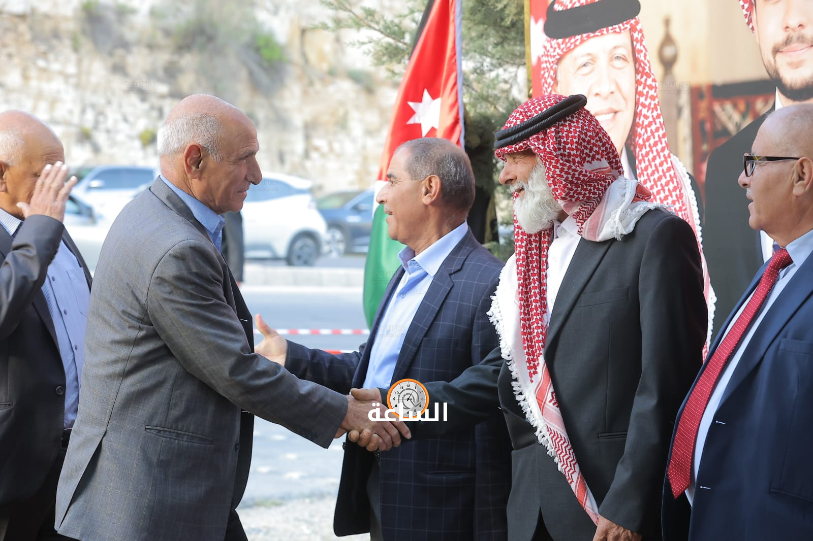 Madar Al-Saa Images 0.14273217911743674