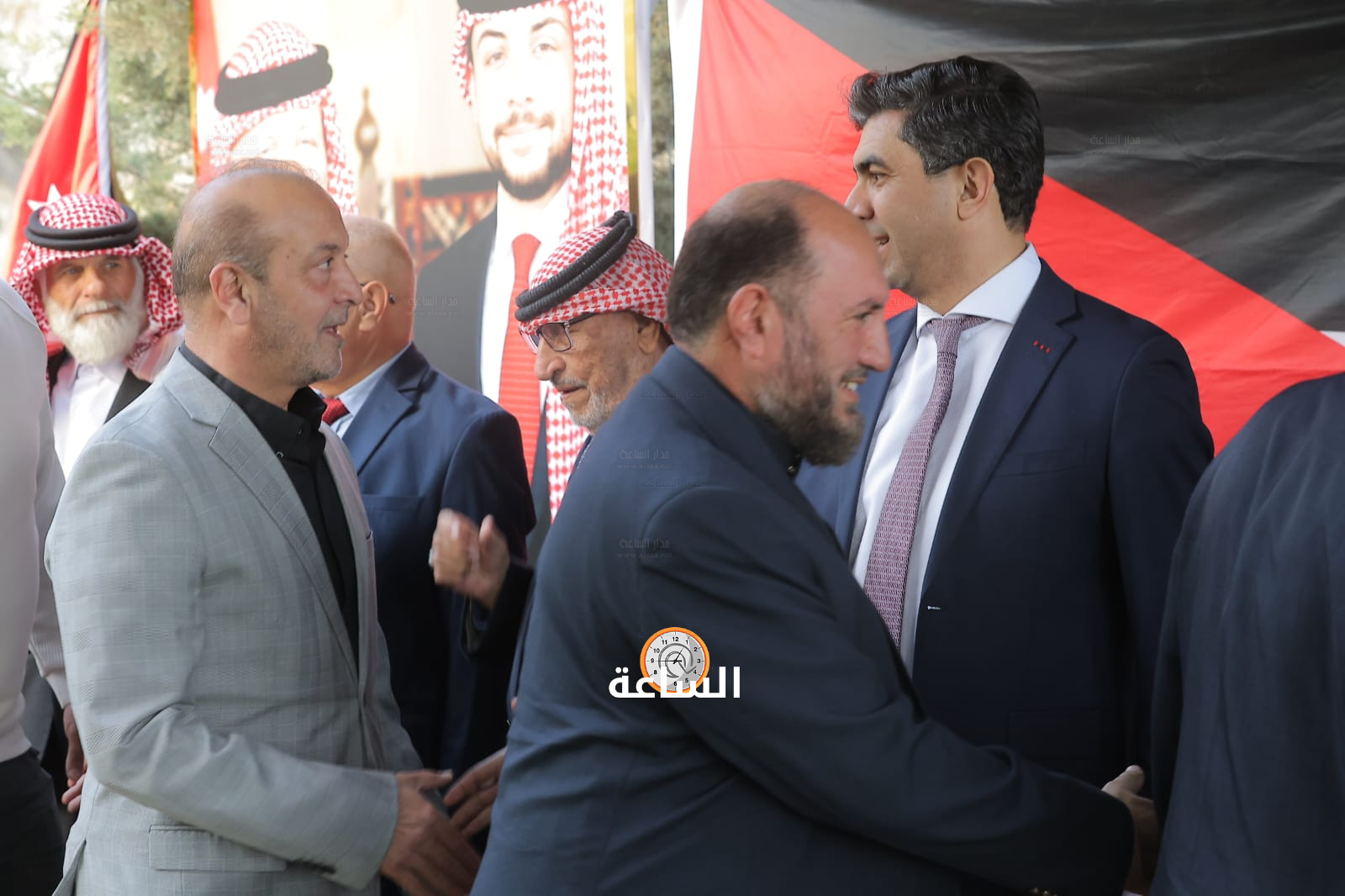 Madar Al-Saa Images 0.3351305424736467