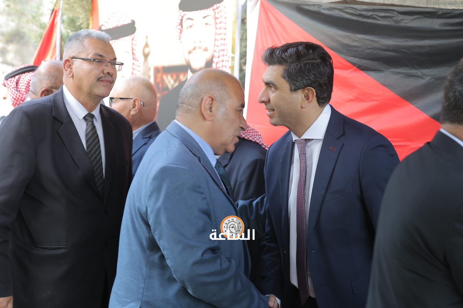 Madar Al-Saa Images 0.20772717411559327