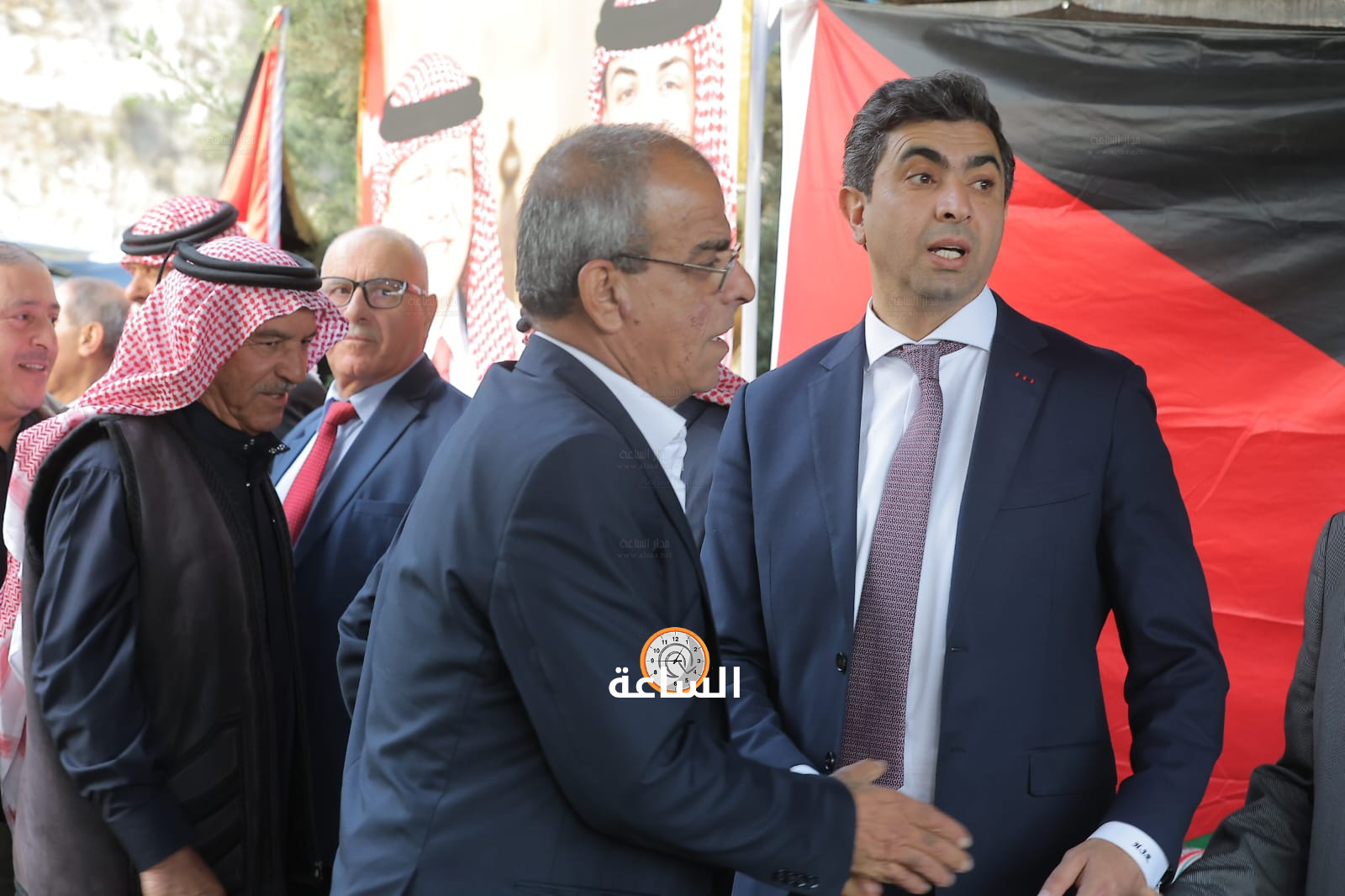 Madar Al-Saa Images 0.978494118236927