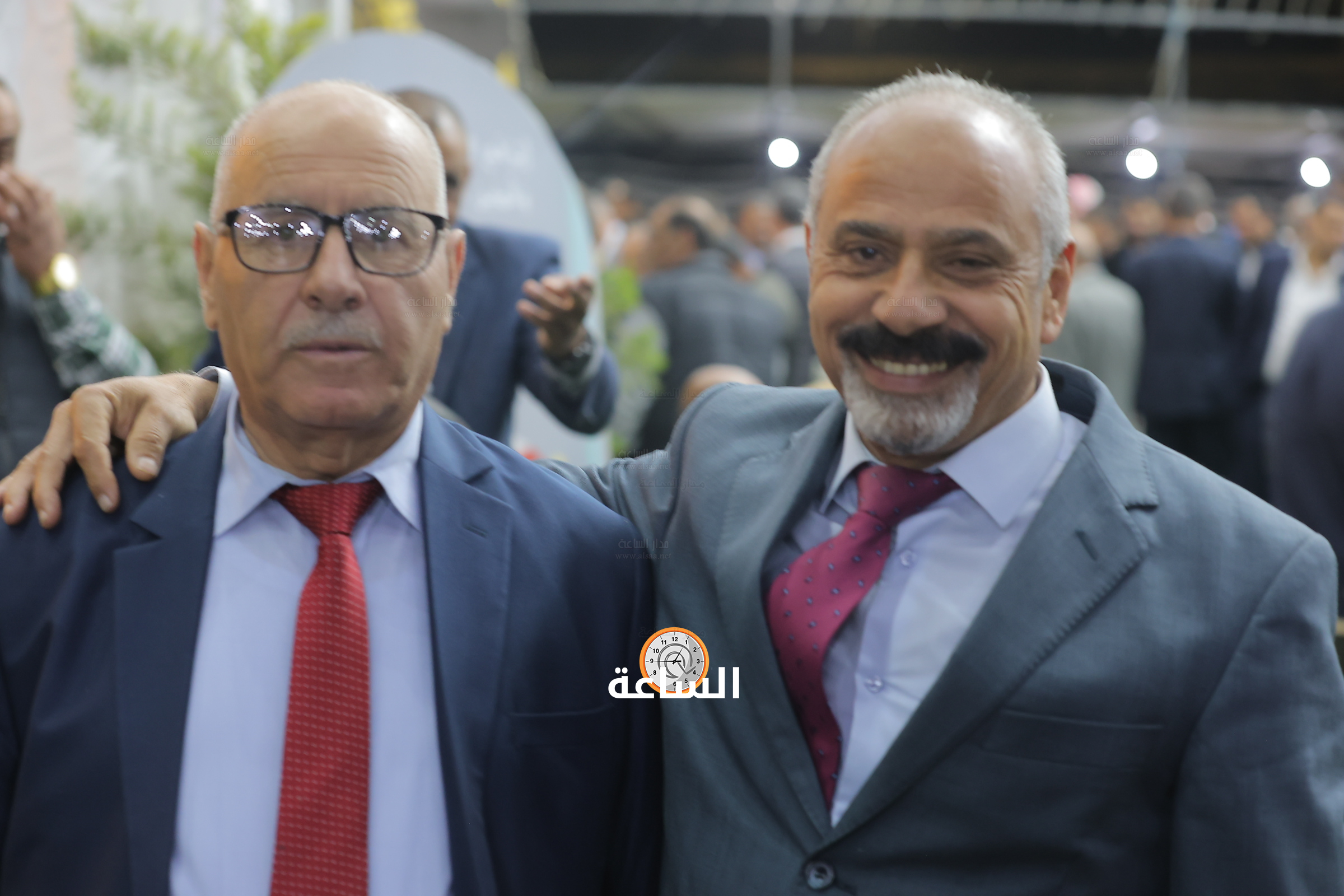 Madar Al-Saa Images 0.19297885849130425