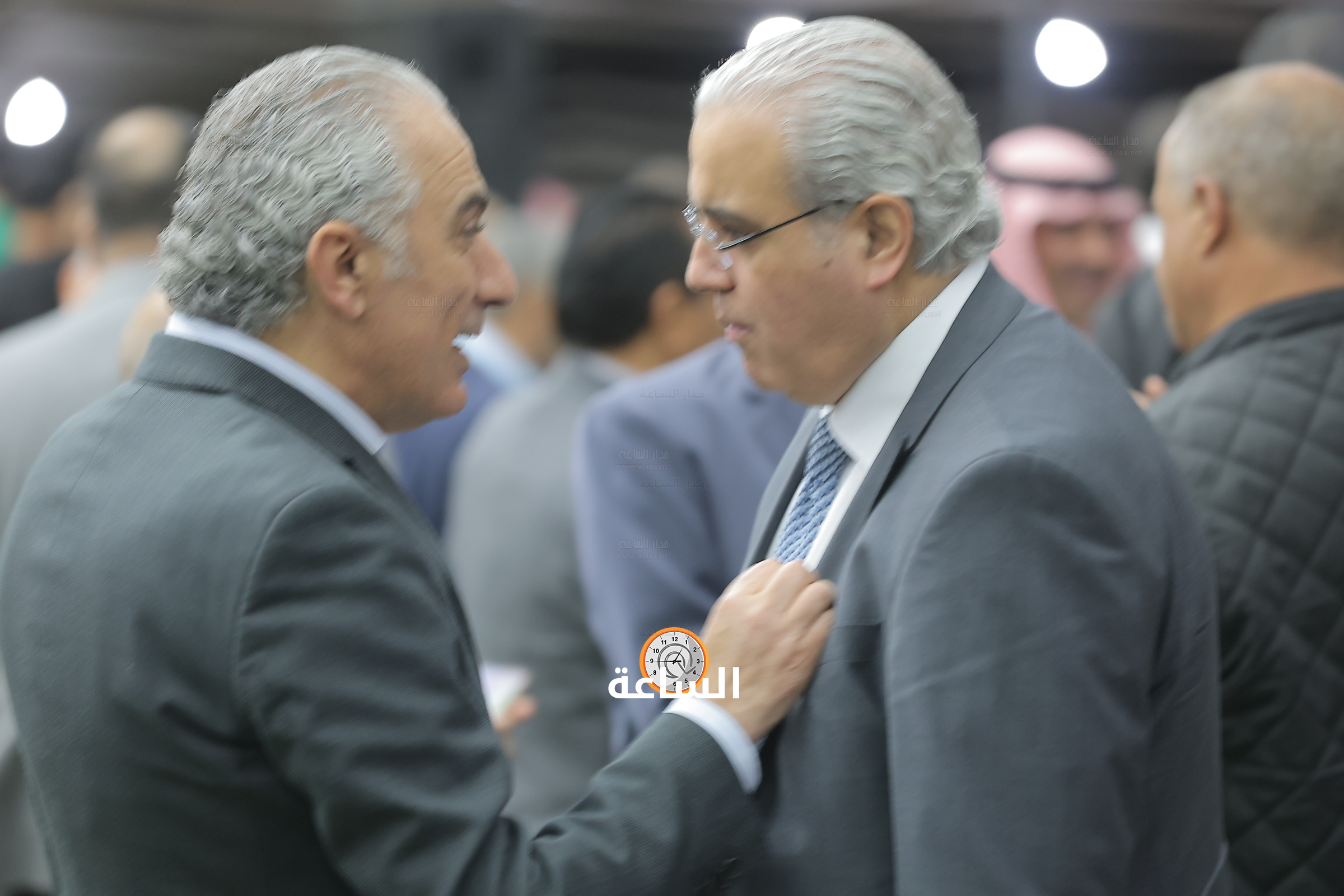 Madar Al-Saa Images 0.4096311340524176