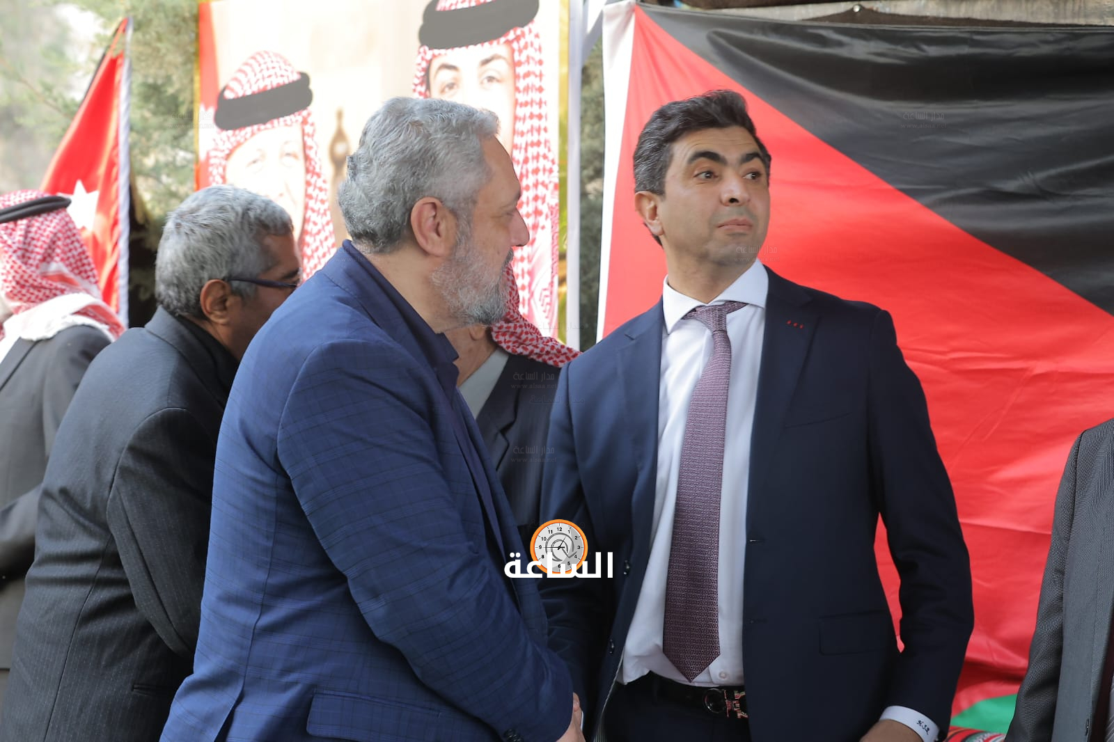 Madar Al-Saa Images 0.3844181664091394
