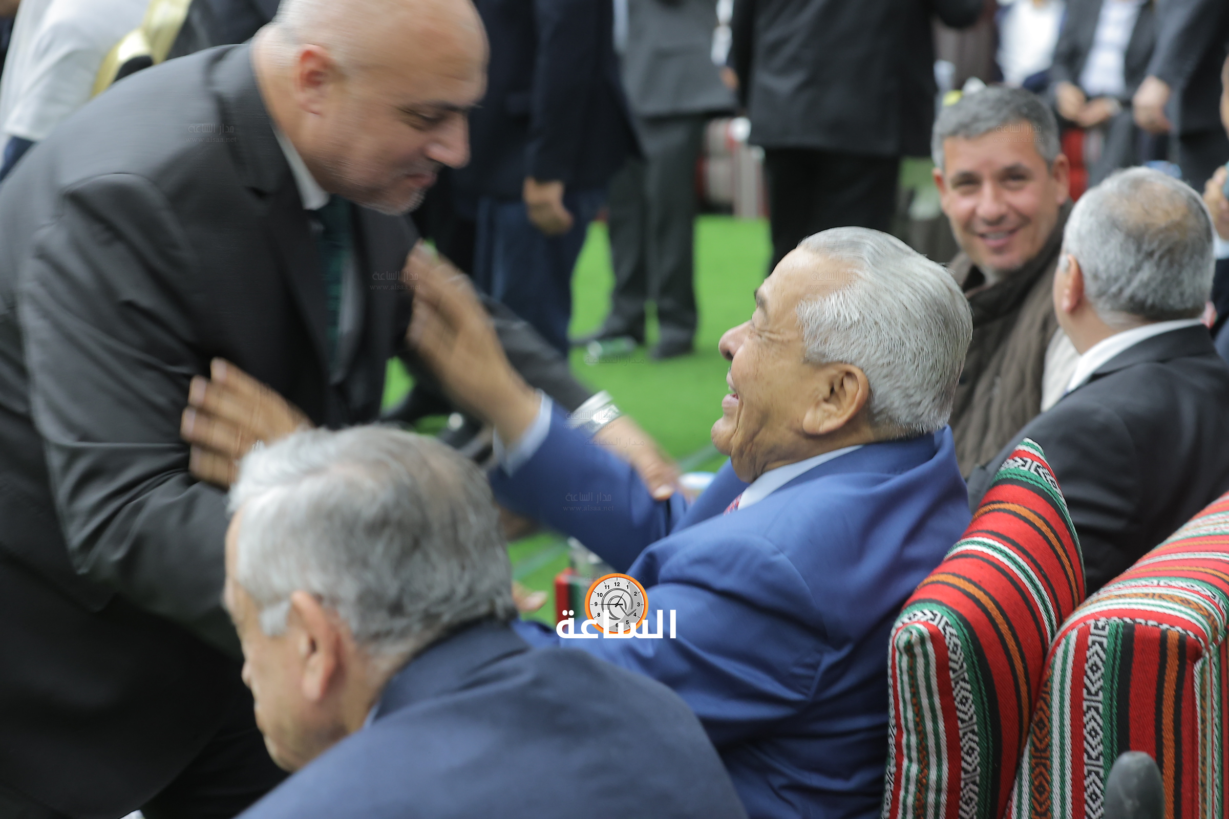 Madar Al-Saa Images 0.4602469103981094