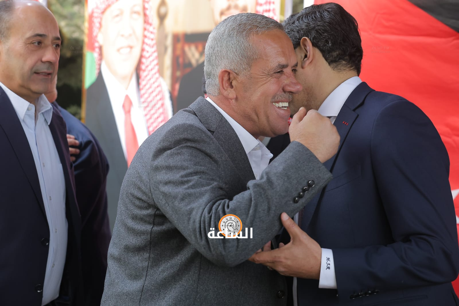 Madar Al-Saa Images 0.3097657589682842