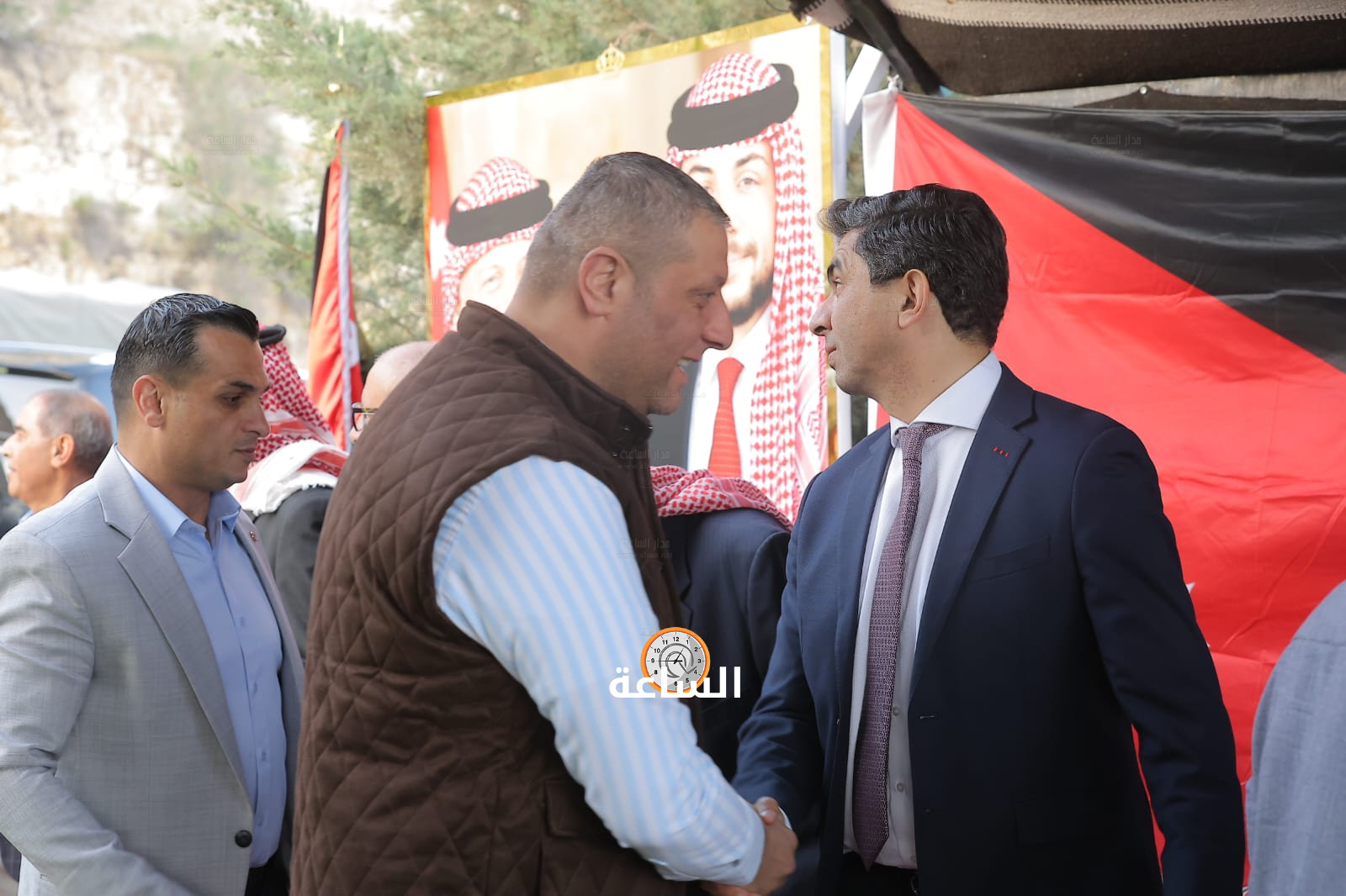 Madar Al-Saa Images 0.13149815578583313