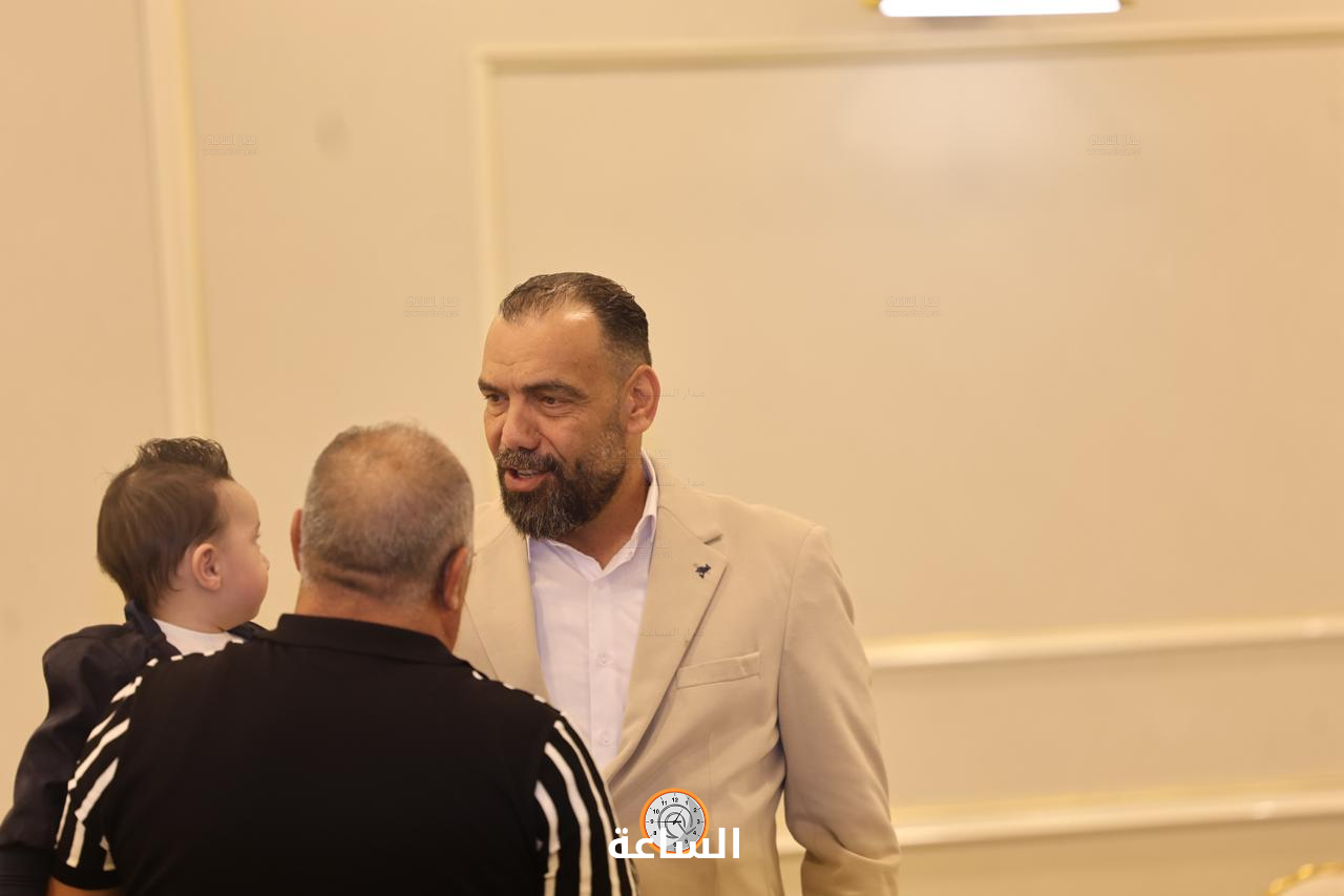 Madar Al-Saa Images 0.14646078385972772