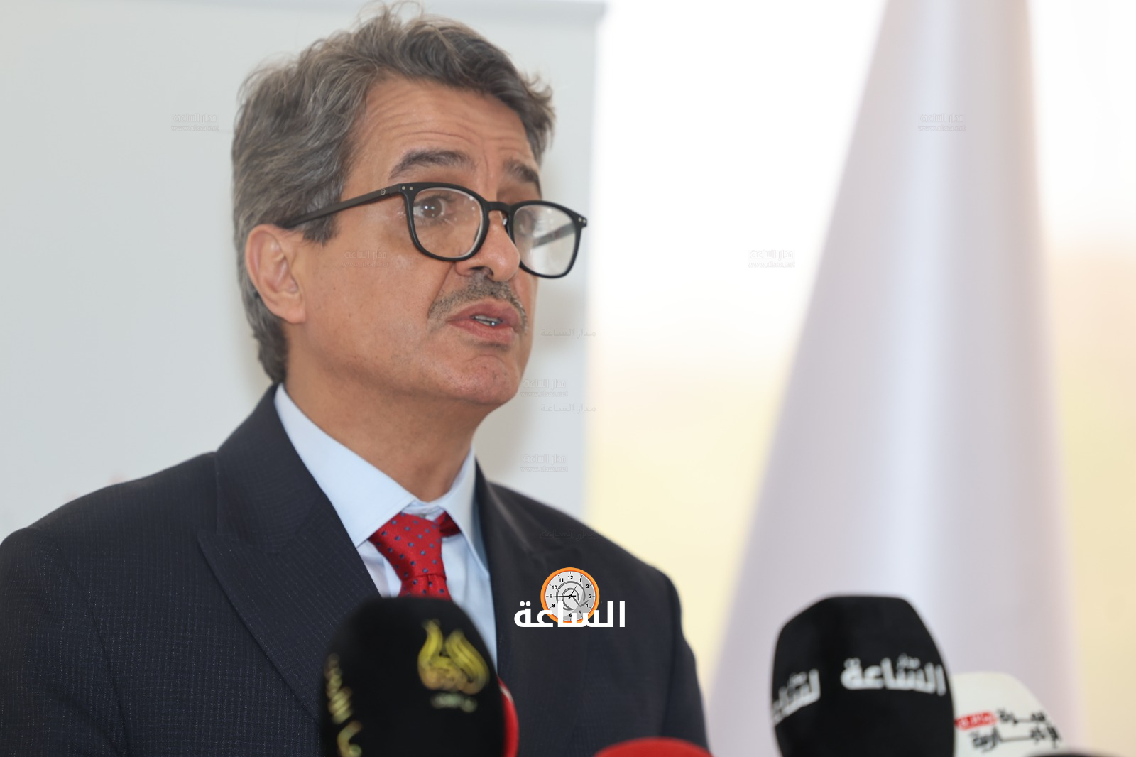 Madar Al-Saa Images 0.531720027033201