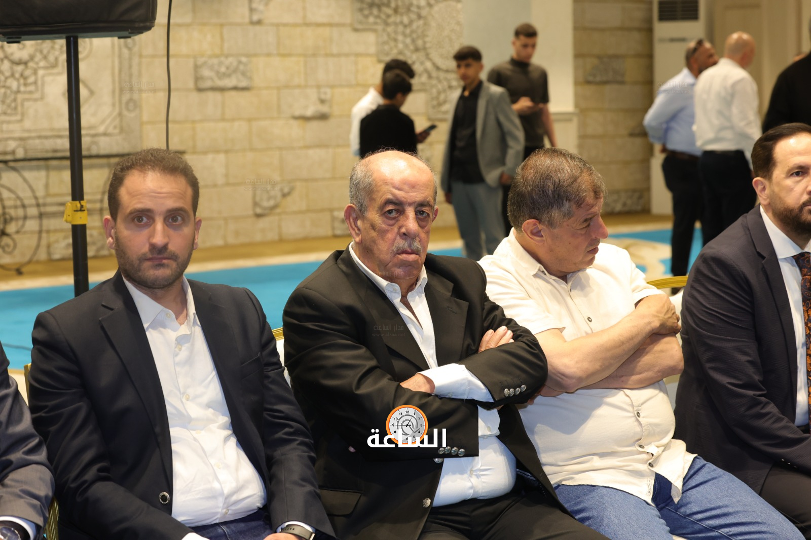 Madar Al-Saa Images 0.8887260376418185