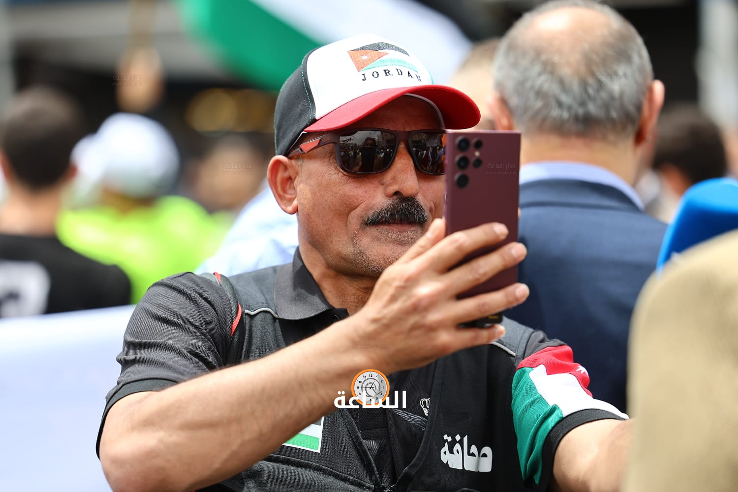Madar Al-Saa Images 0.14135891419456004