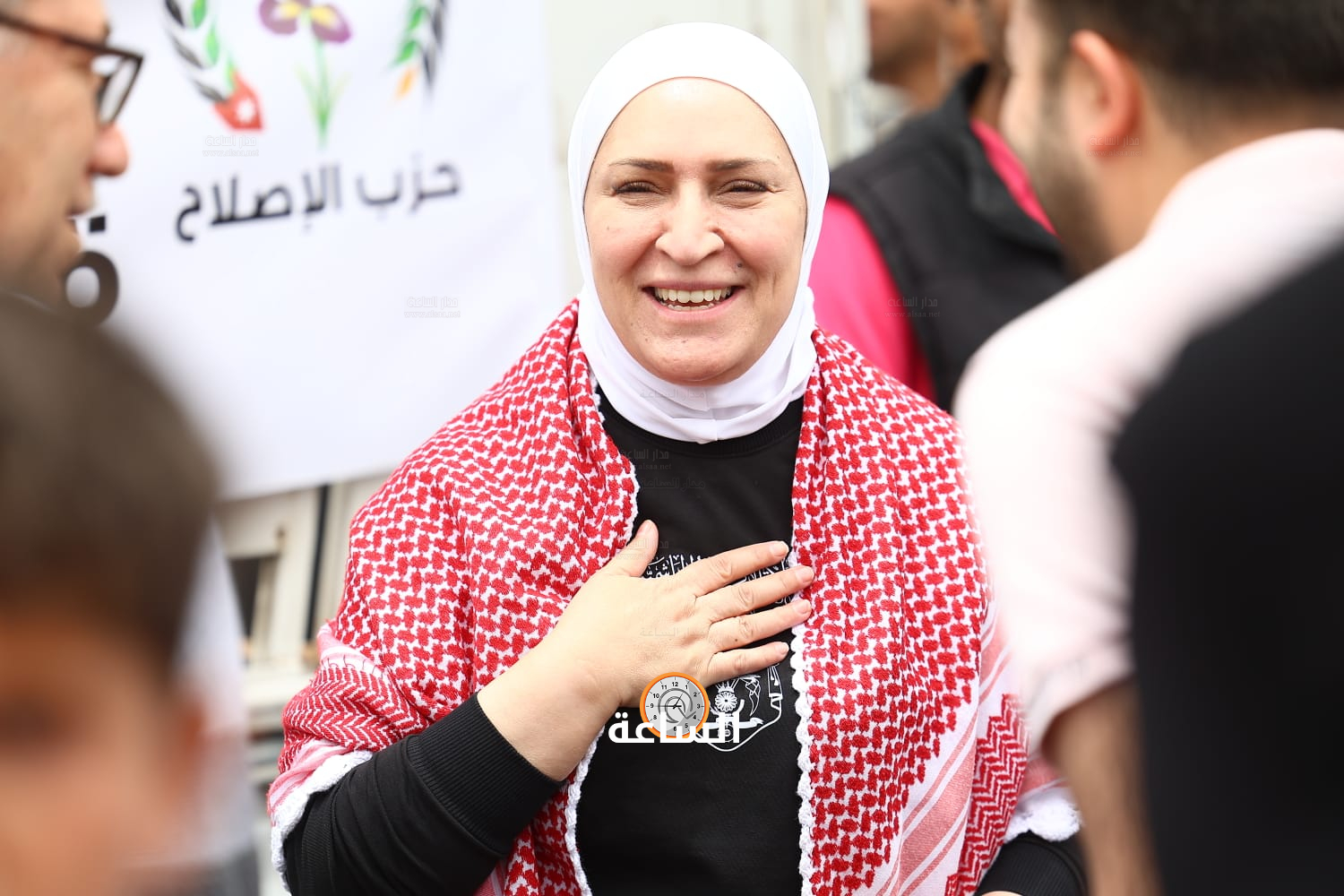 Madar Al-Saa Images 0.8568574619231017