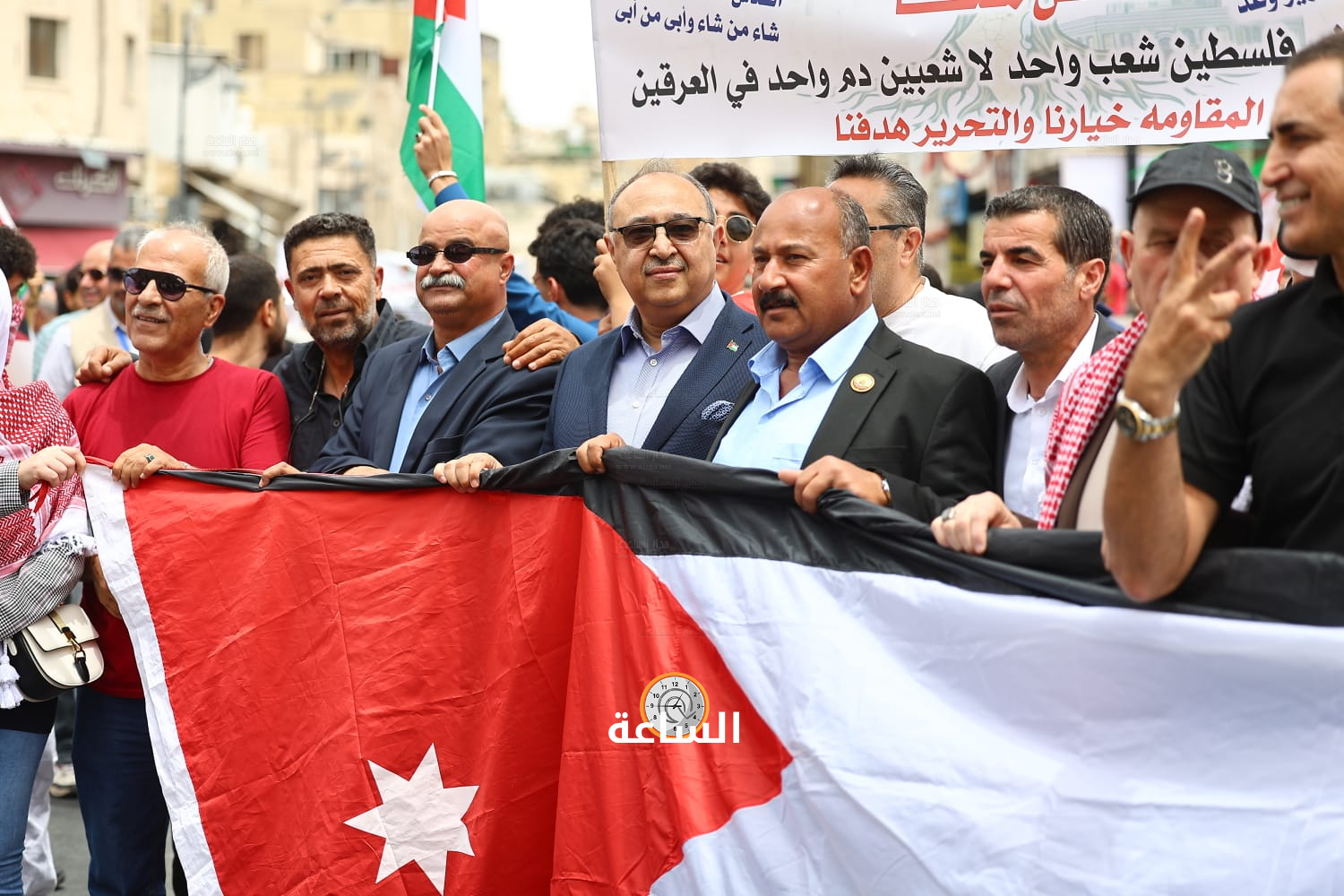 Madar Al-Saa Images 0.05630856757340297