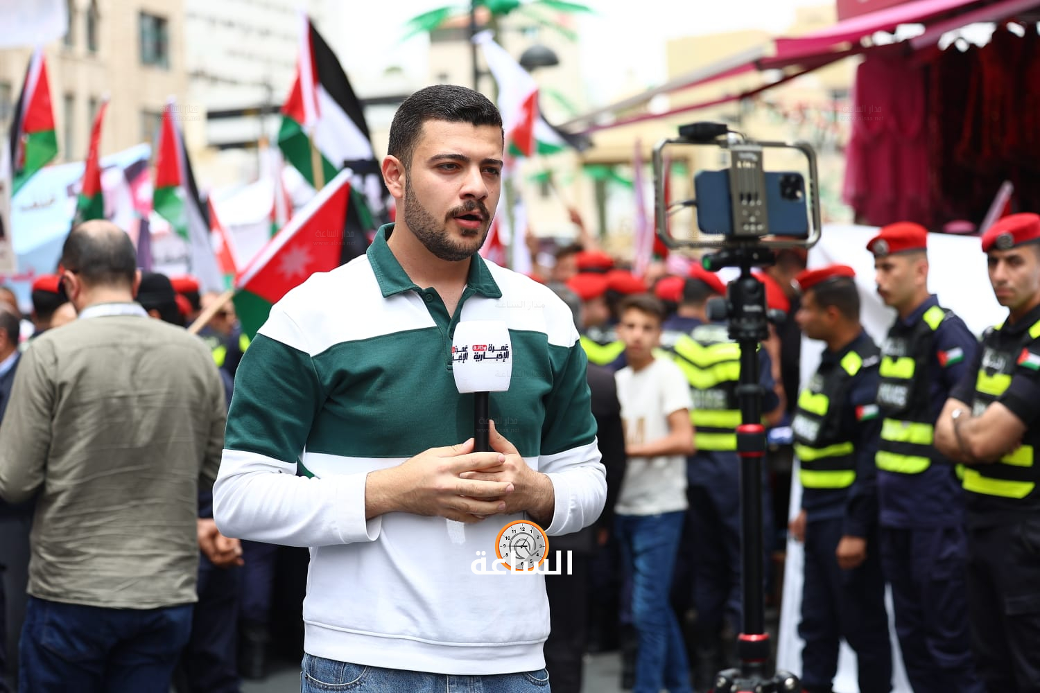 Madar Al-Saa Images 0.02522118009733043