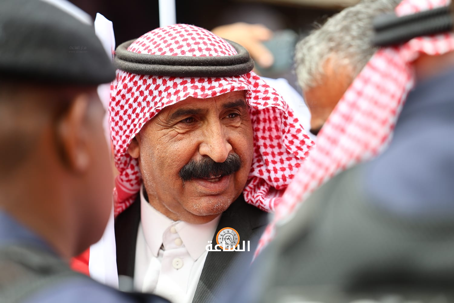 Madar Al-Saa Images 0.7899418240491622