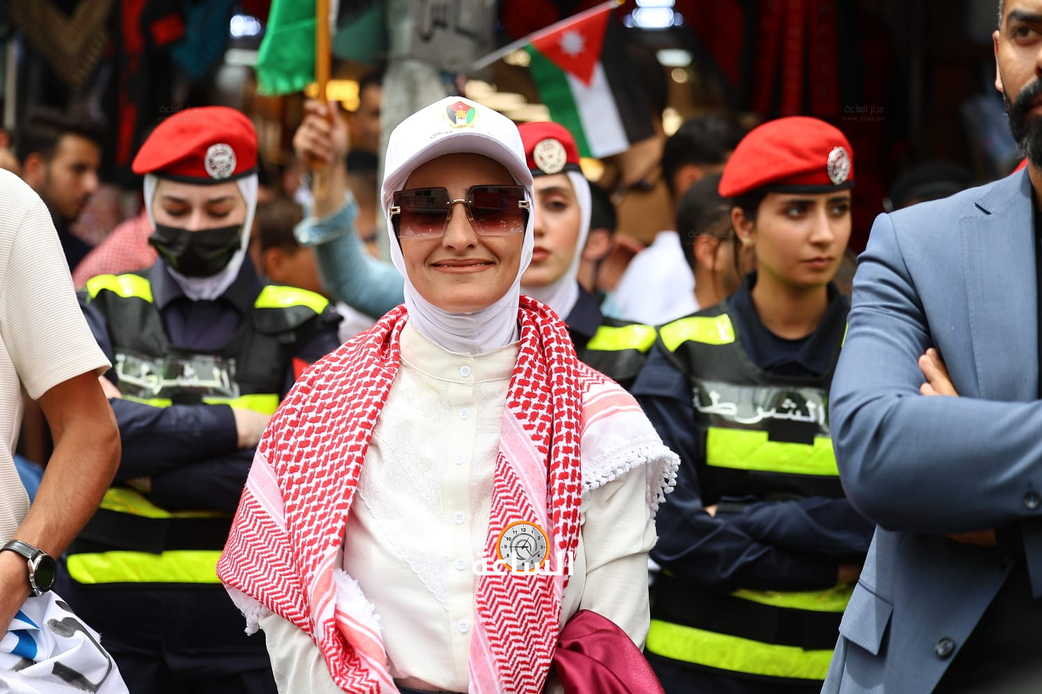 Madar Al-Saa Images 0.17678093015852436