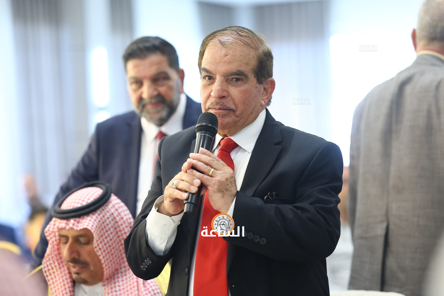 Madar Al-Saa Images 0.1392869256346867
