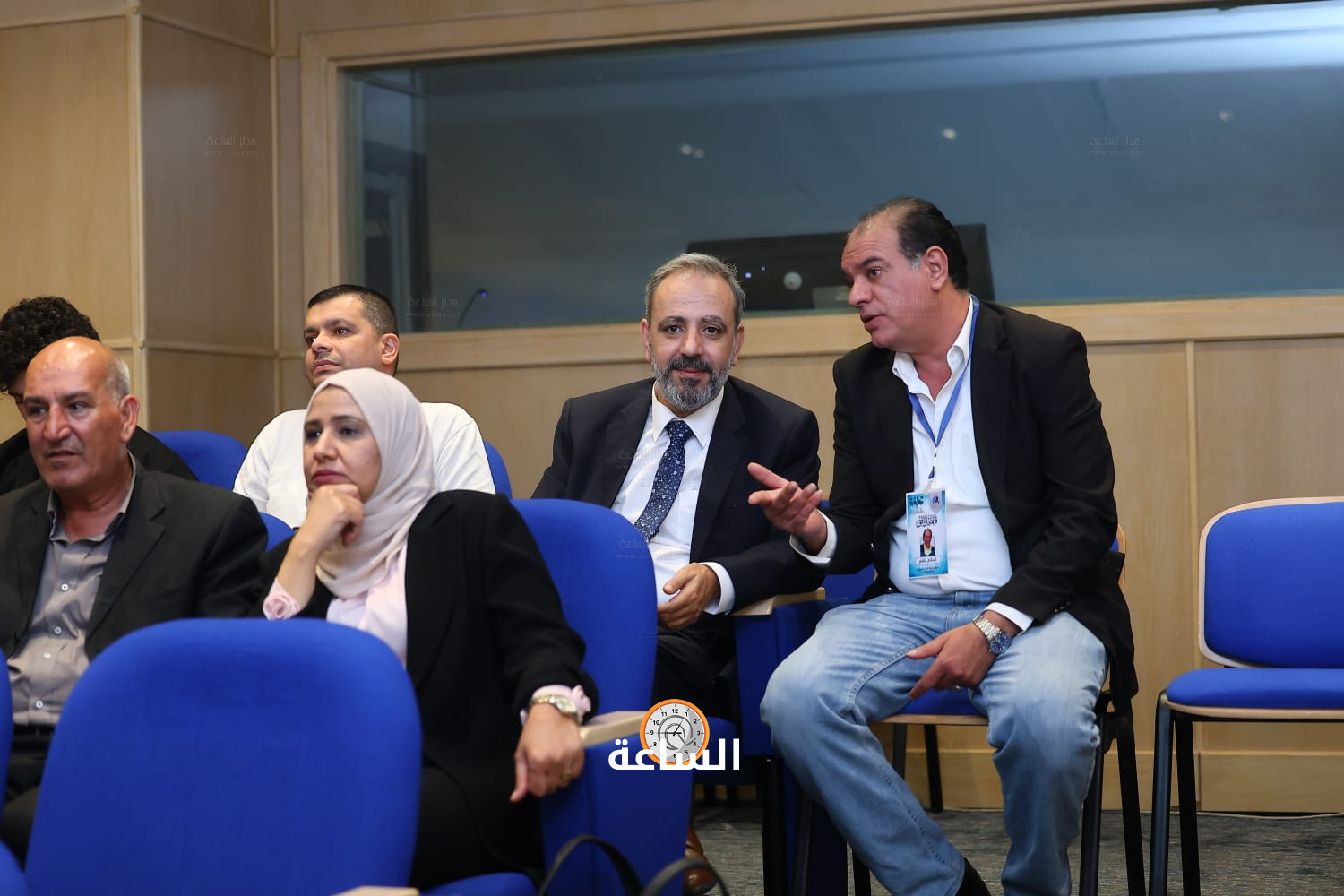 Madar Al-Saa Images 0.8746264420636048