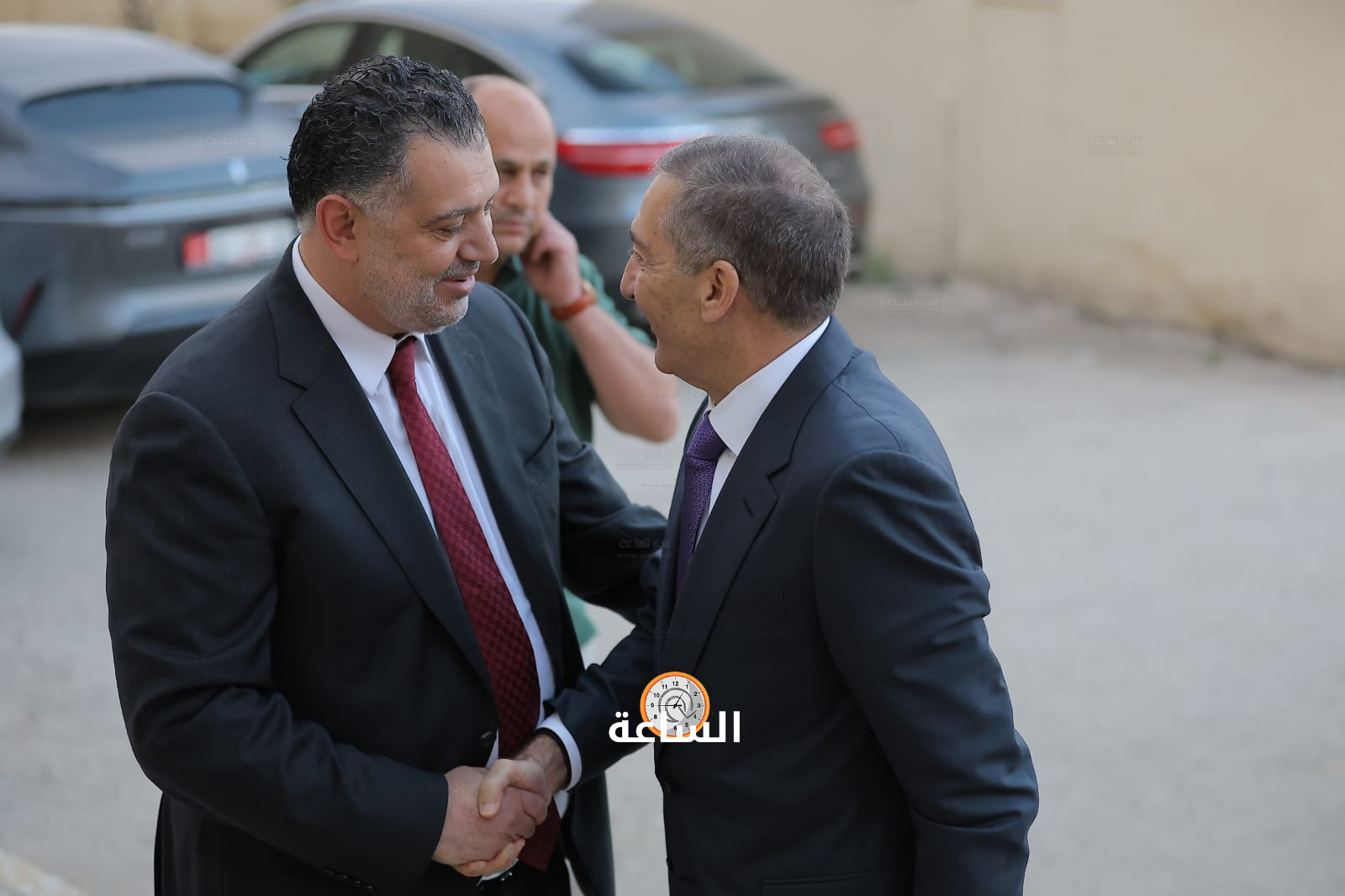 Madar Al-Saa Images 0.015457924825974745