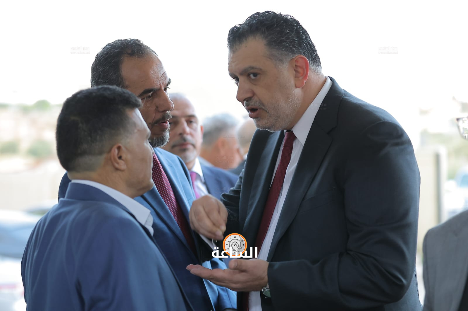 Madar Al-Saa Images 0.4099598495904867