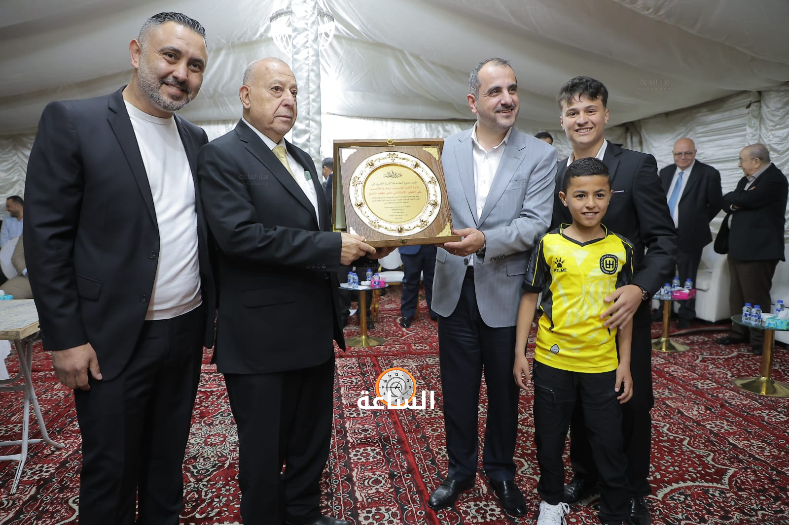 Madar Al-Saa Images 0.15926912368048107