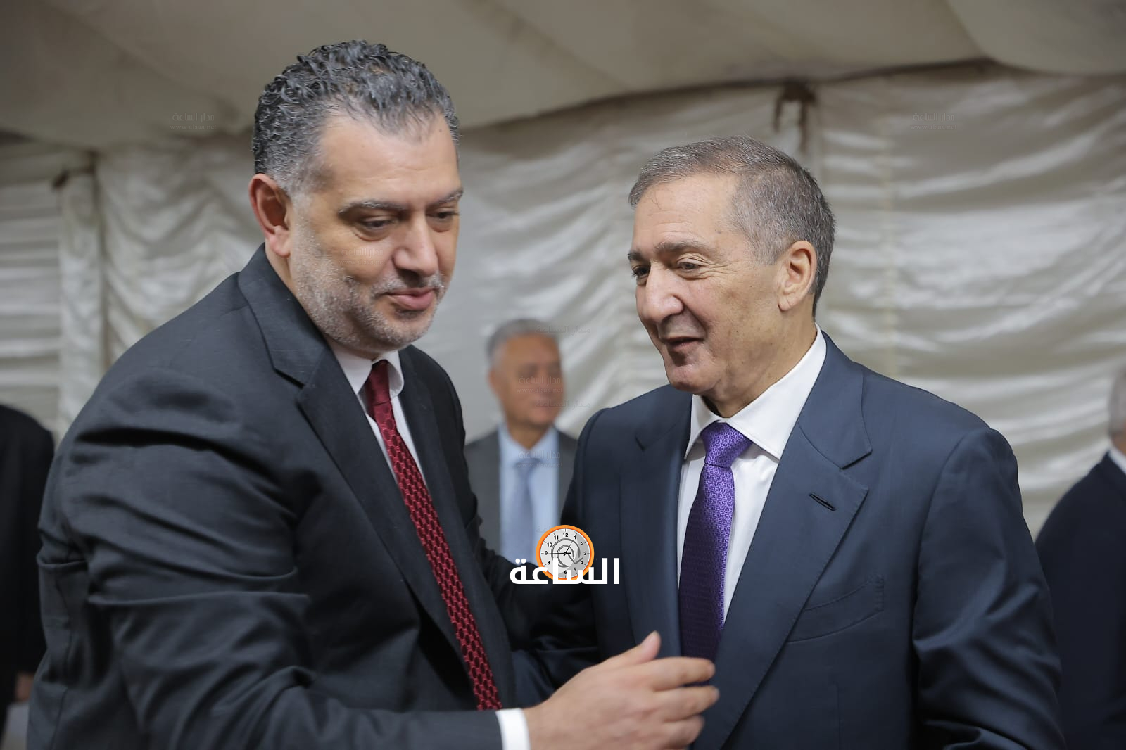 Madar Al-Saa Images 0.45434184159750113