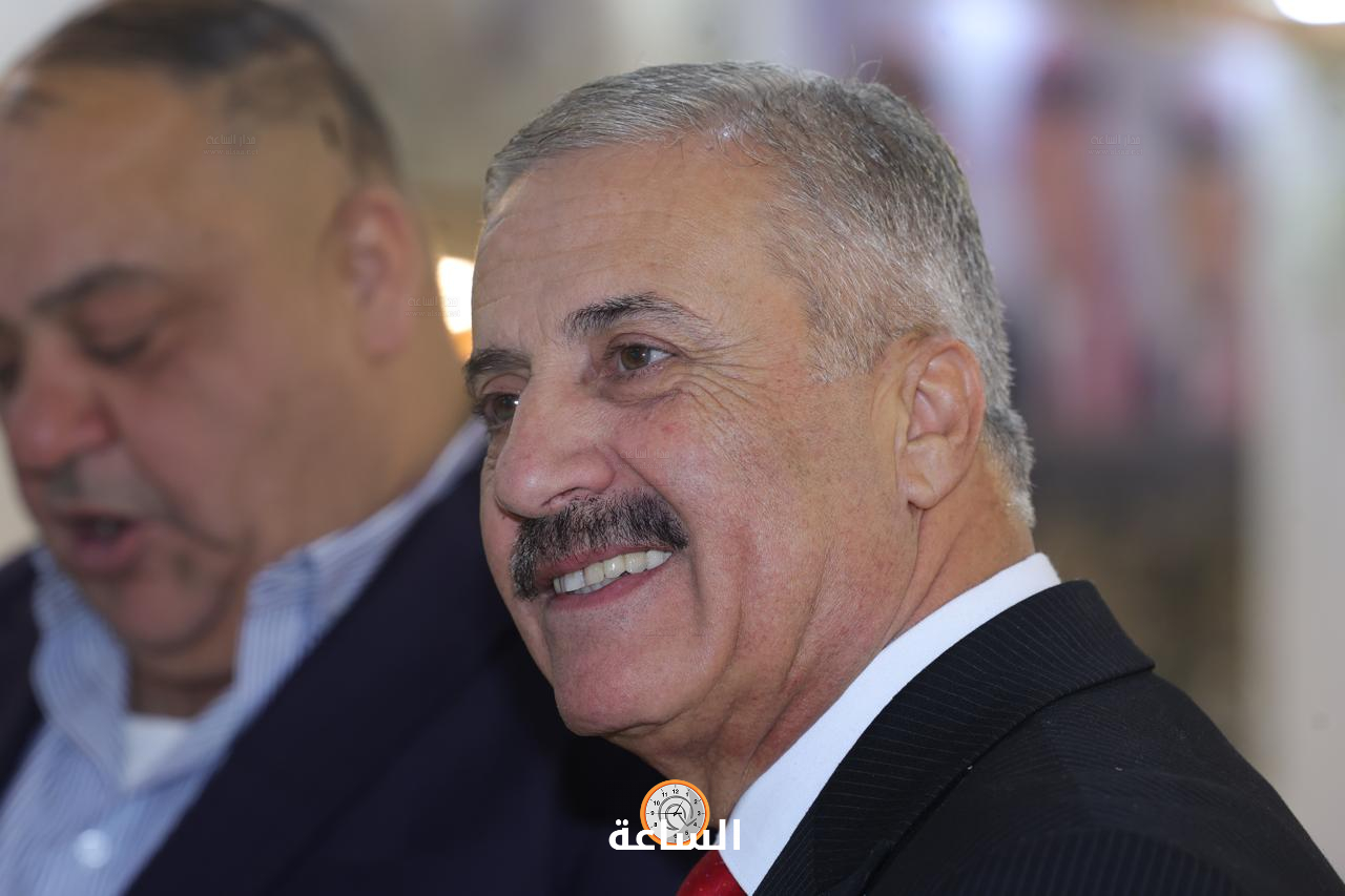Madar Al-Saa Images 0.56041294108589