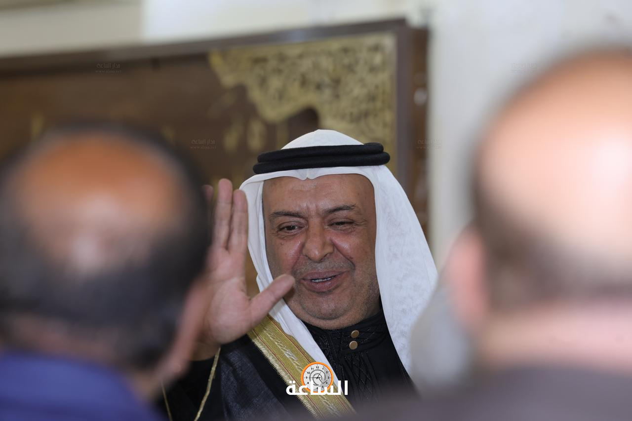 Madar Al-Saa Images 0.4082490512804483