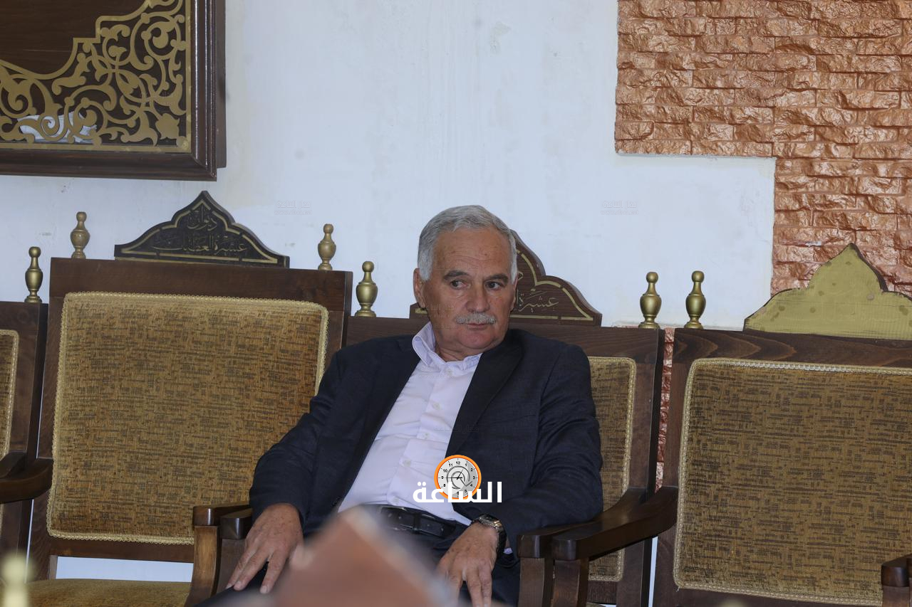 Madar Al-Saa Images 0.585851464465245