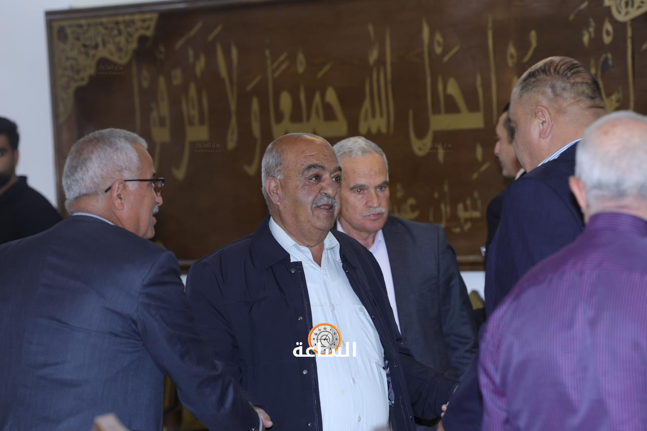 Madar Al-Saa Images 0.8554908175384588