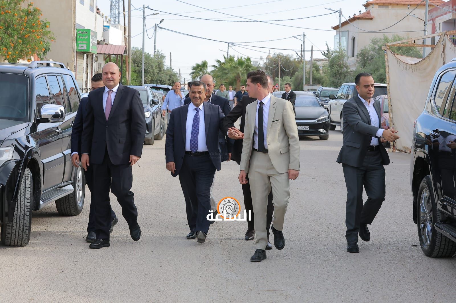 Madar Al-Saa Images 0.43822225876442045