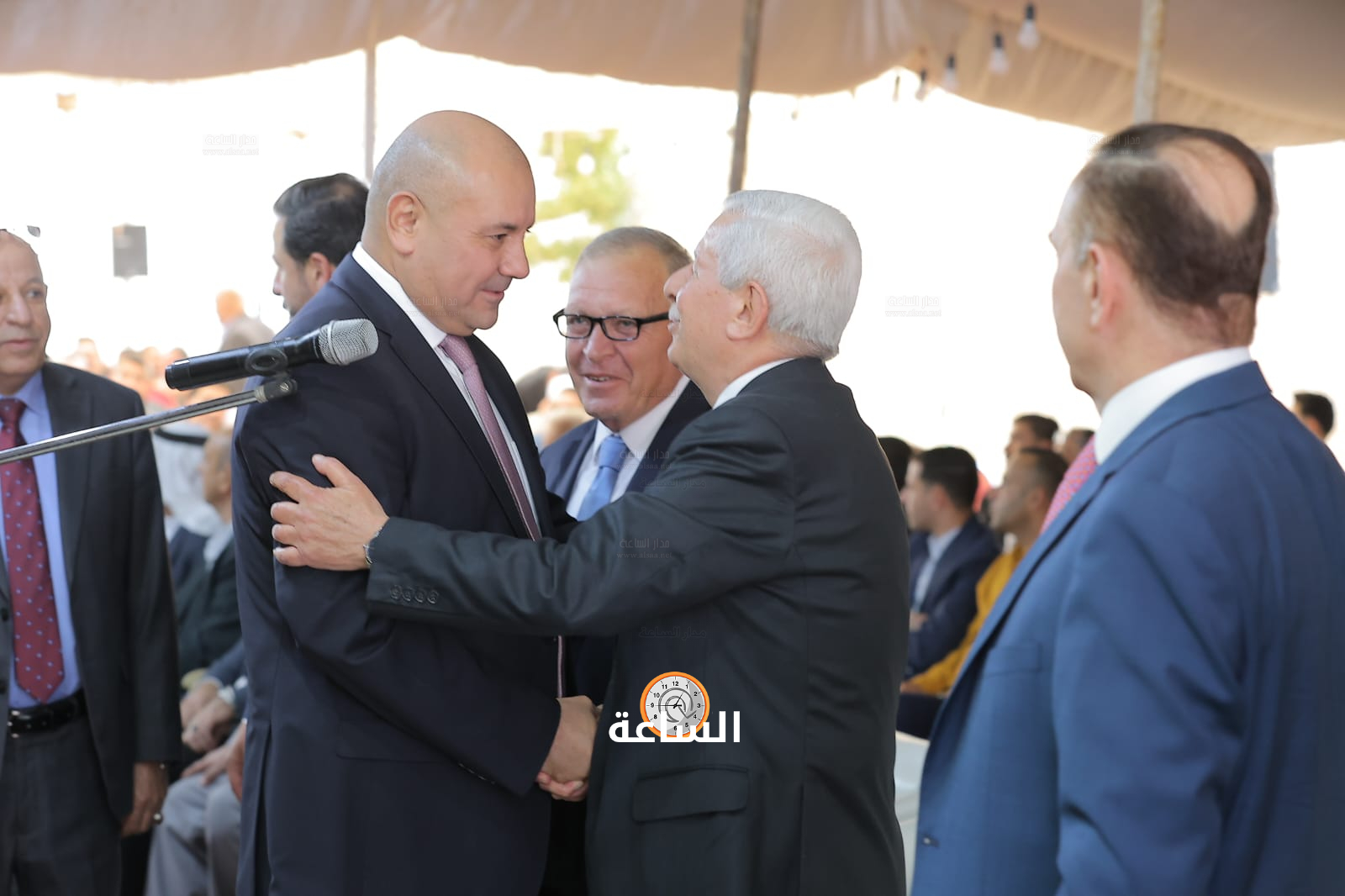 Madar Al-Saa Images 0.674230338509327