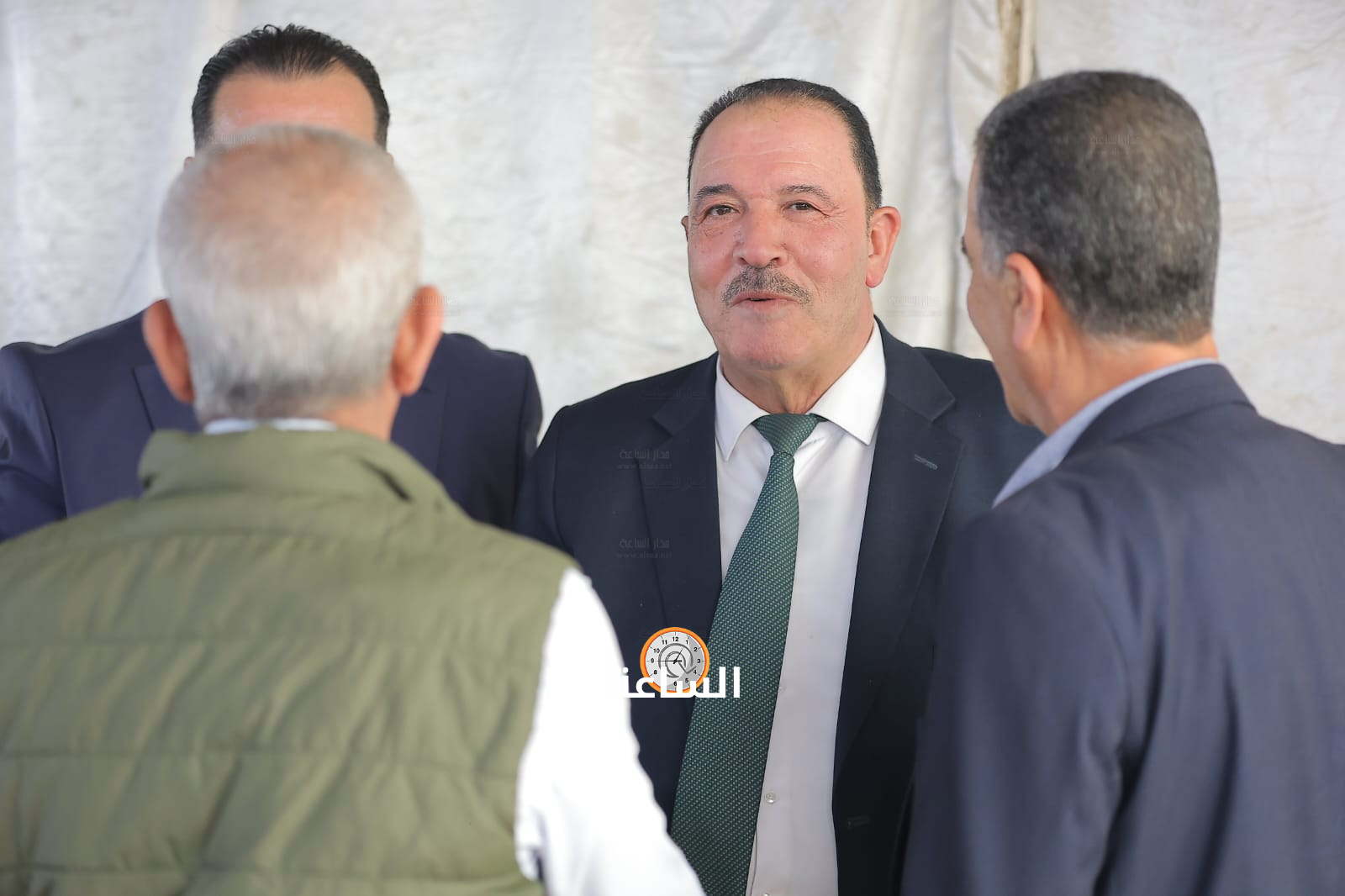 Madar Al-Saa Images 0.7464244363022466