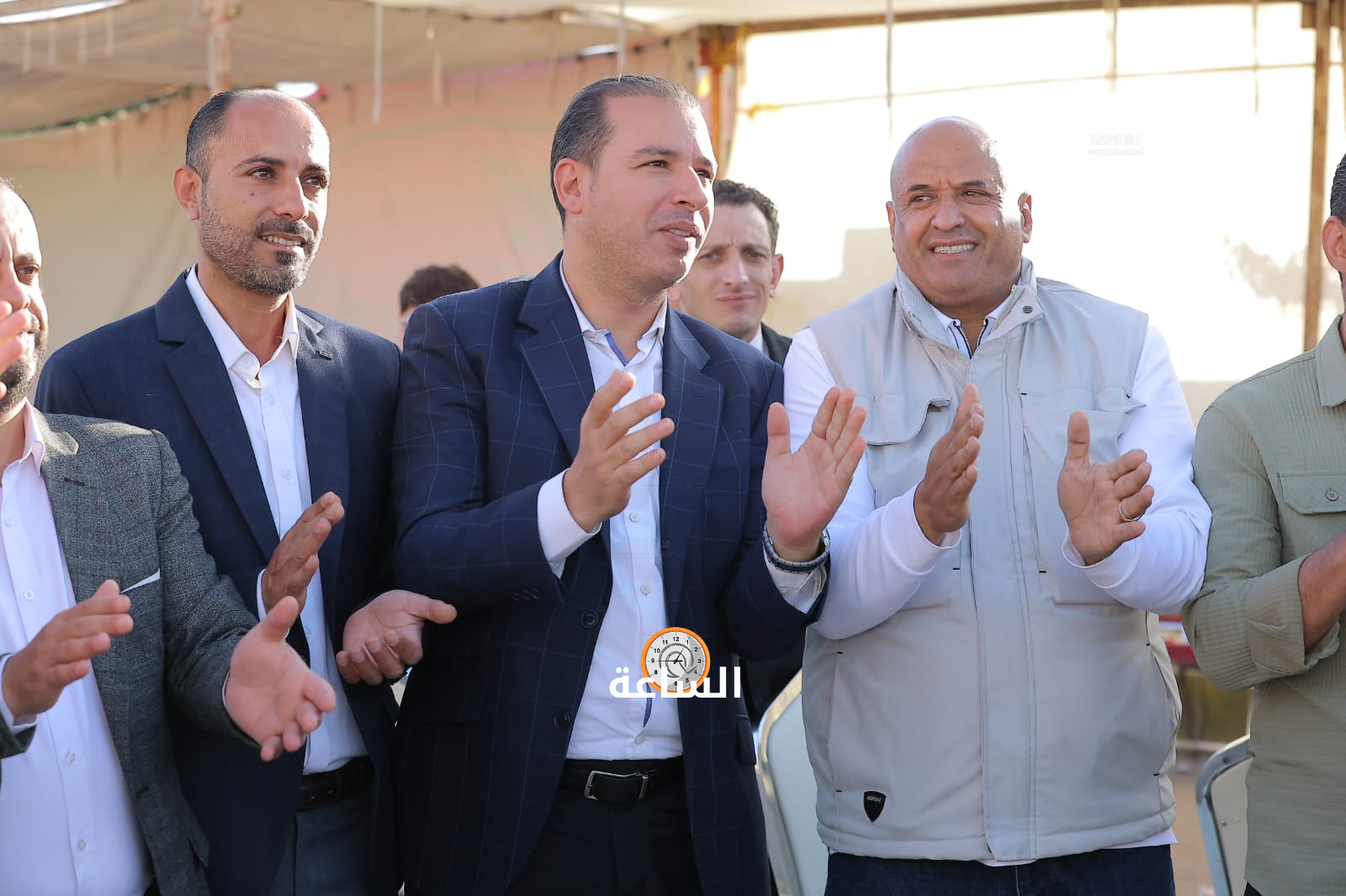 Madar Al-Saa Images 0.17325745146674365