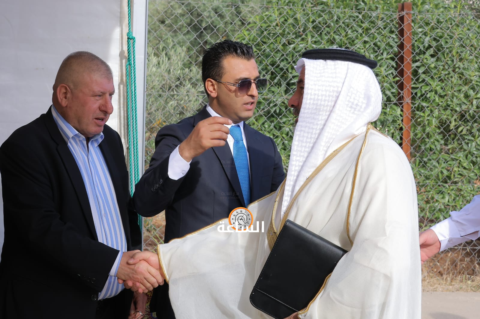 Madar Al-Saa Images 0.9618148653404005