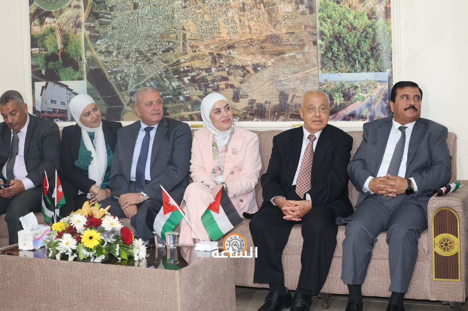 Madar Al-Saa Images 0.14957608639361708