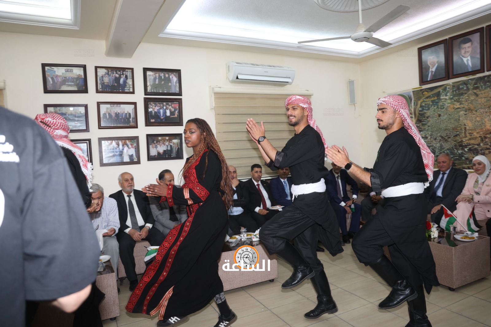 Madar Al-Saa Images 0.5449086434953652