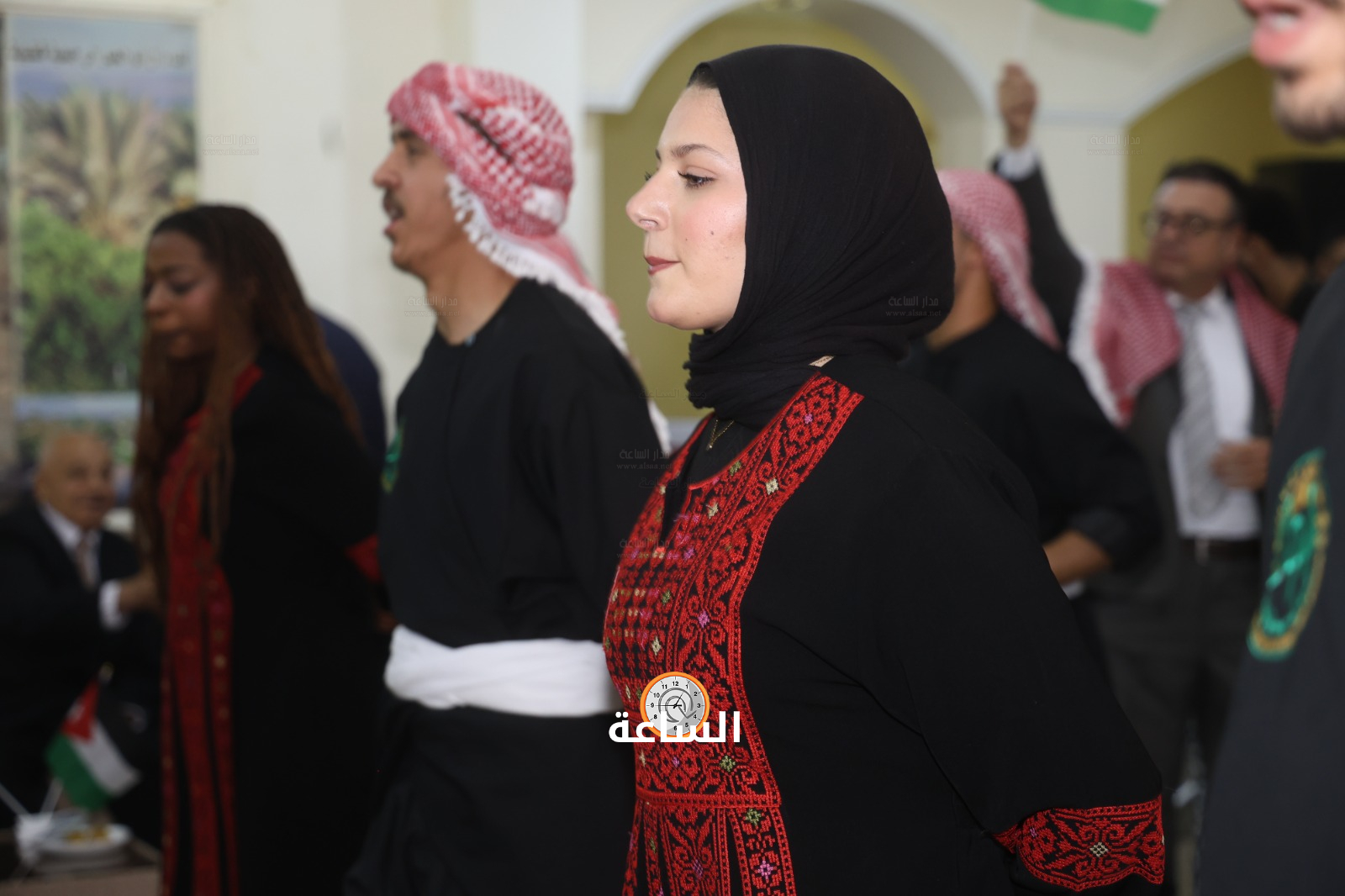 Madar Al-Saa Images 0.6184855666414583