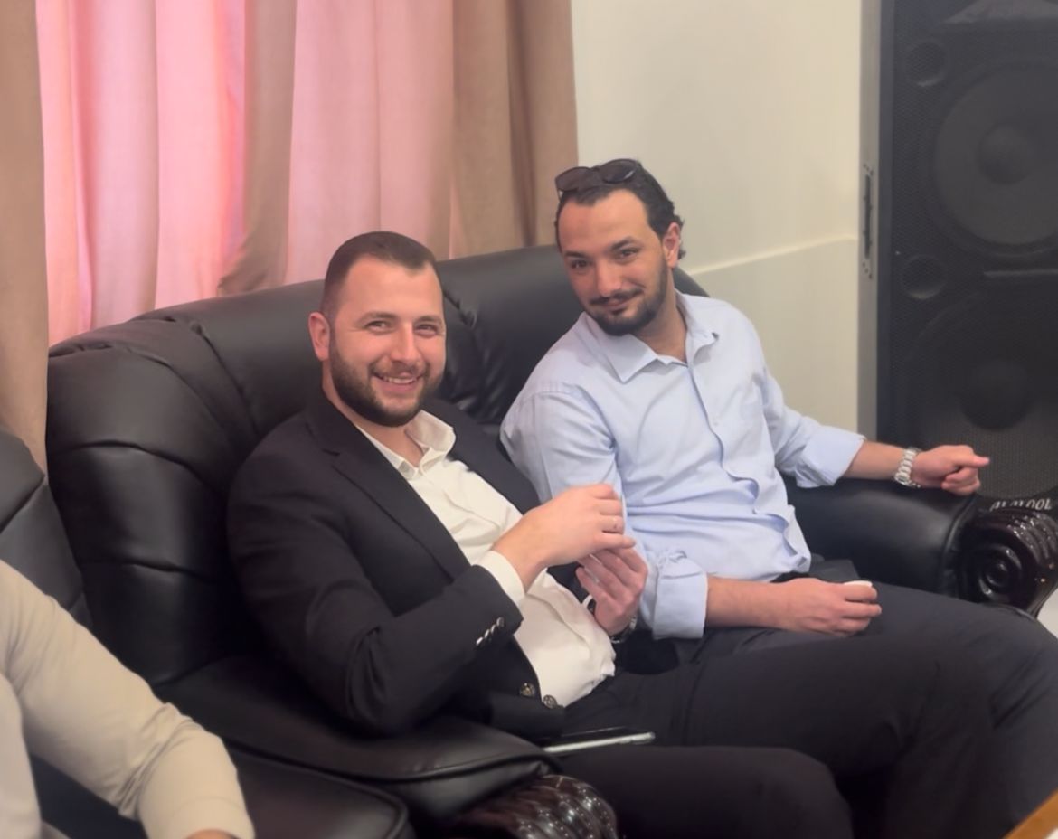 Madar Al-Saa Images 0.09721521336147965
