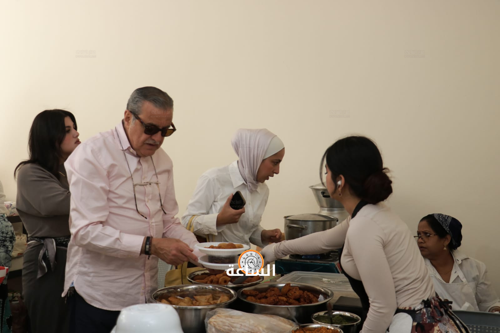 Madar Al-Saa Images 0.011861428485709036