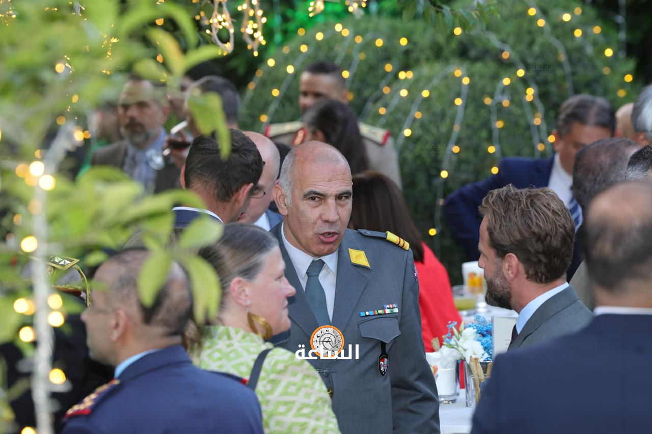 Madar Al-Saa Images 0.3184051932050669
