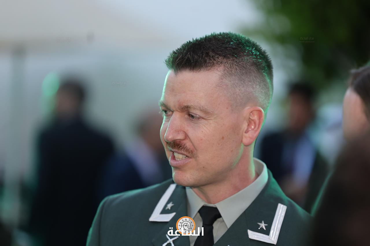 Madar Al-Saa Images 0.13986724430354136