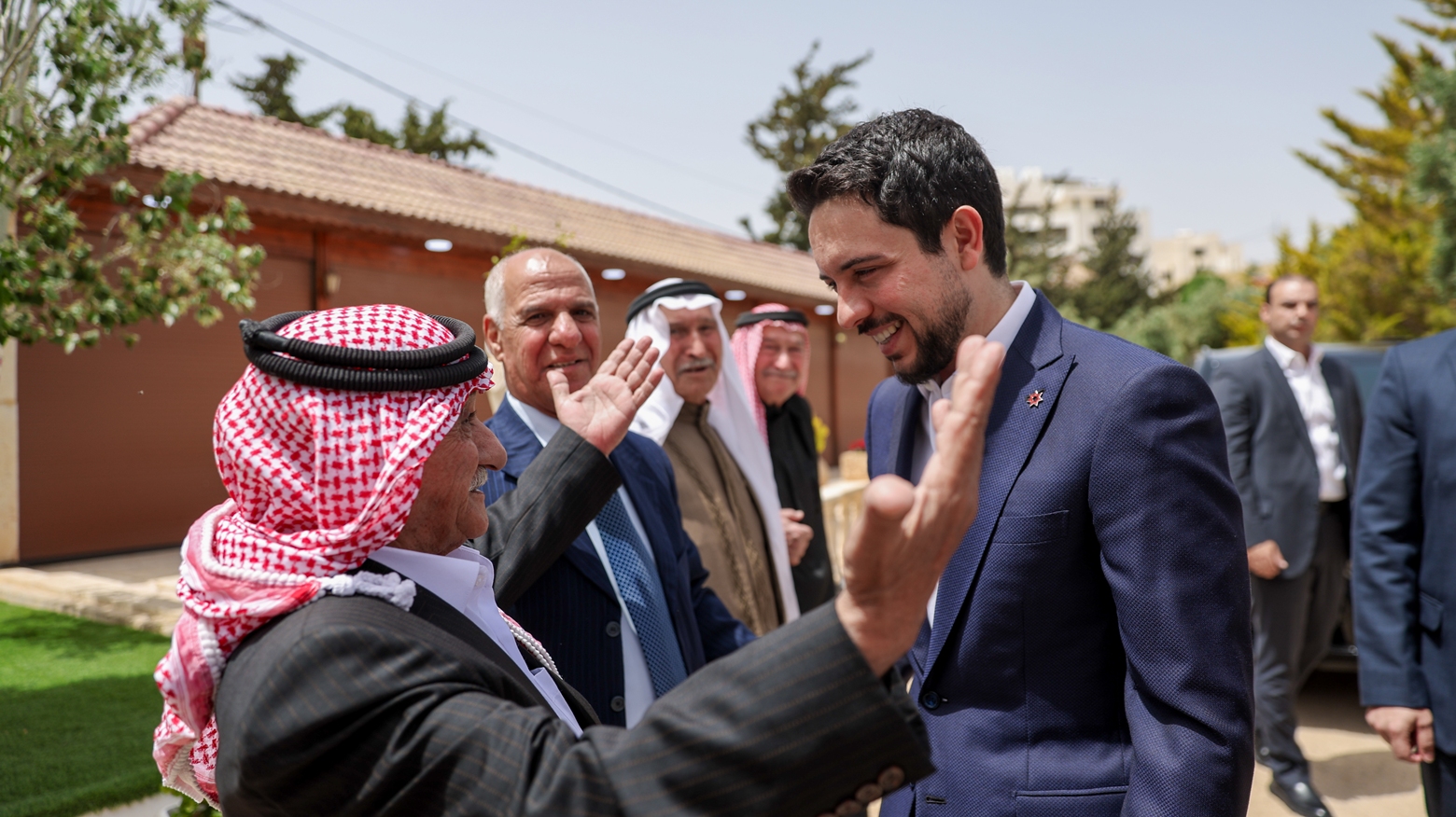 Madar Al-Saa Images 0.19009046077822578