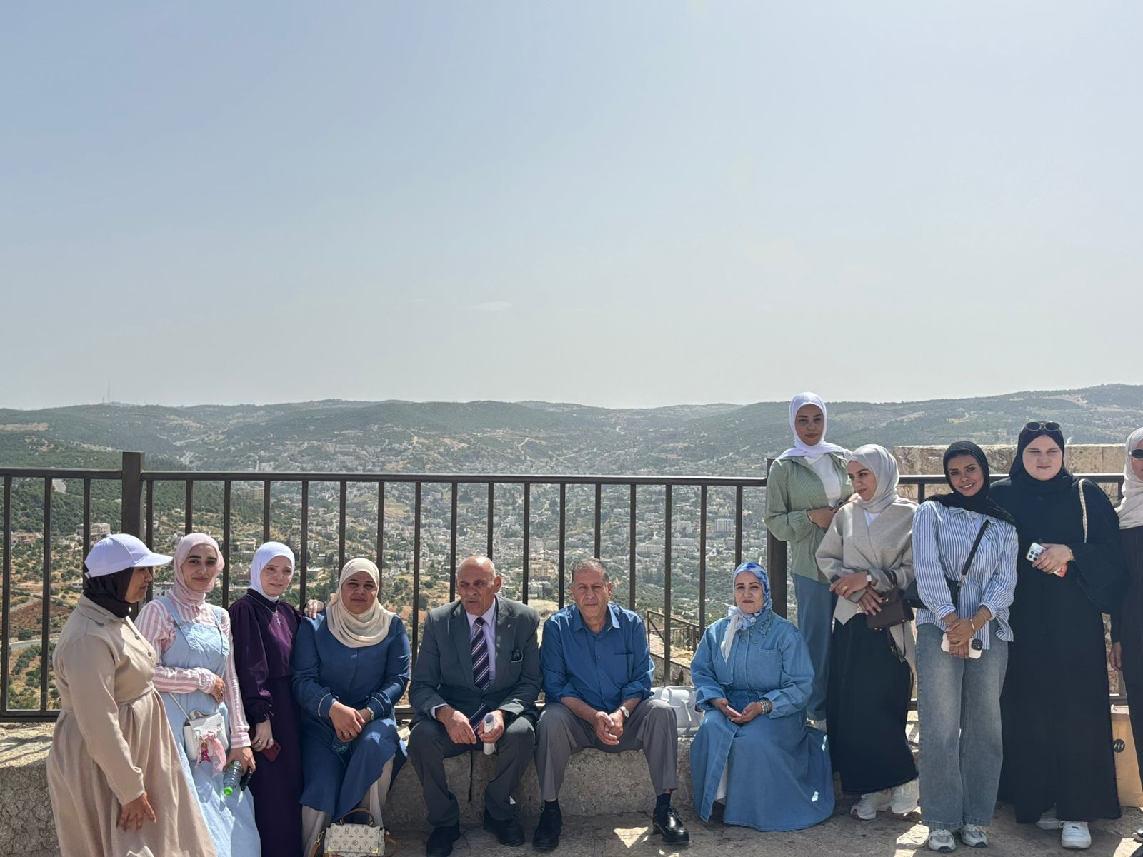 Madar Al-Saa Images 0.3986125490116852