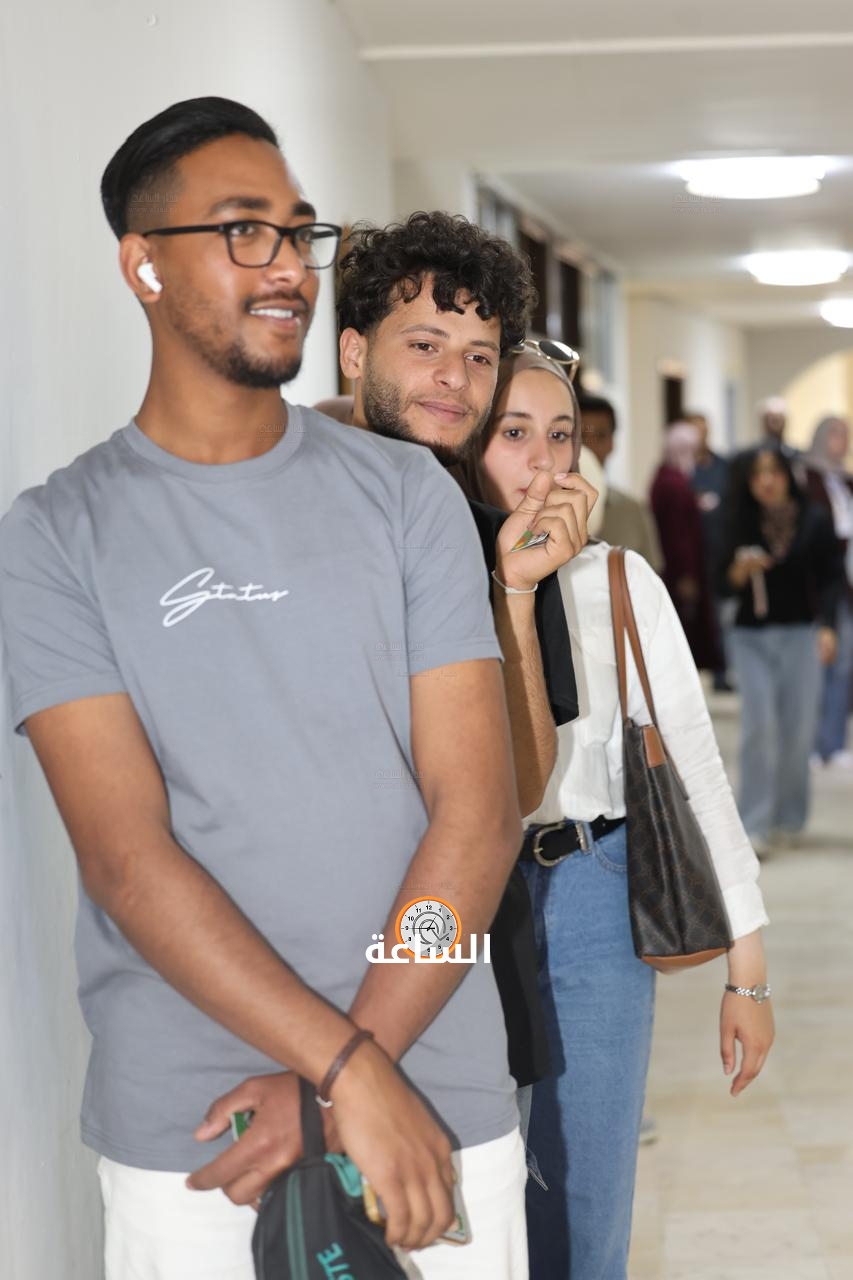 Madar Al-Saa Images 0.38790094046253254